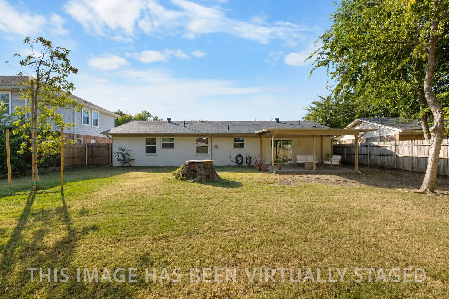 Single Family Residence For Sale in Dallas County , 13640 Janwood Lane, Farmers Branch, Texas 75234, 3 Bedroom, 2 Bathroom, 2 Garage spaces, 1,329 Sqft, built in 1958, mls#21363755, Real Estate Agent in Farmers Branch, Homes For Sale in Dallas county, Homes For Sale in Farmers Branch, Realtor in Farmers Branch Texas, Real Estate Brokerage Independent Realty Texas, Luminita Cordes Realtor