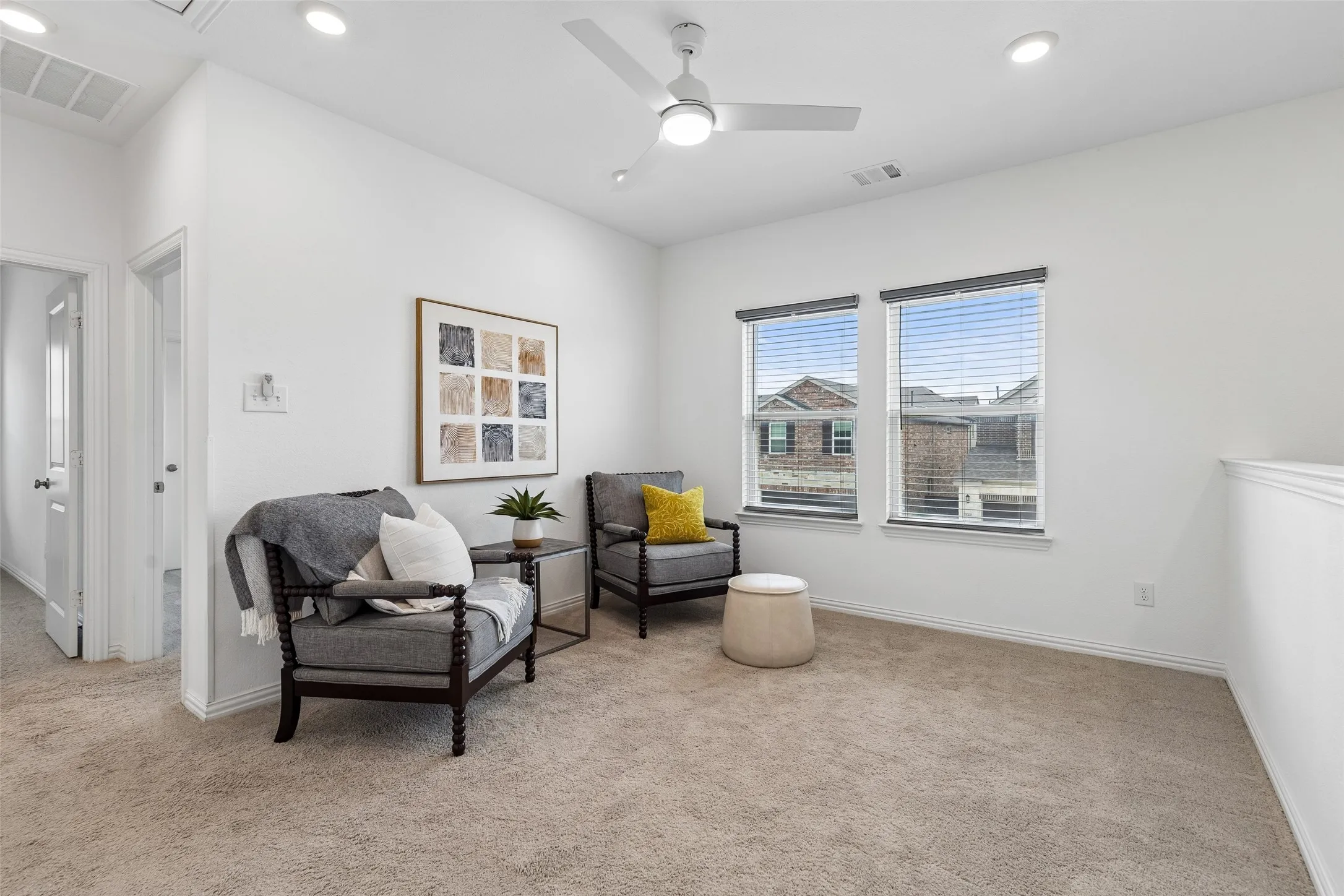 Townhouse For Rent in Dallas County , 9901 Schramm Street, Irving, Texas 75063, 3 Bedroom, 3 Bathroom, 2 Garage spaces, 1,773 Sqft, built in 2021, mls#21363634, Real Estate Agent in Irving, Homes For Rent in Dallas county, Homes For Rent in Irving, Realtor in Irving Texas, Real Estate Brokerage Independent Realty Texas, Luminita Cordes Realtor