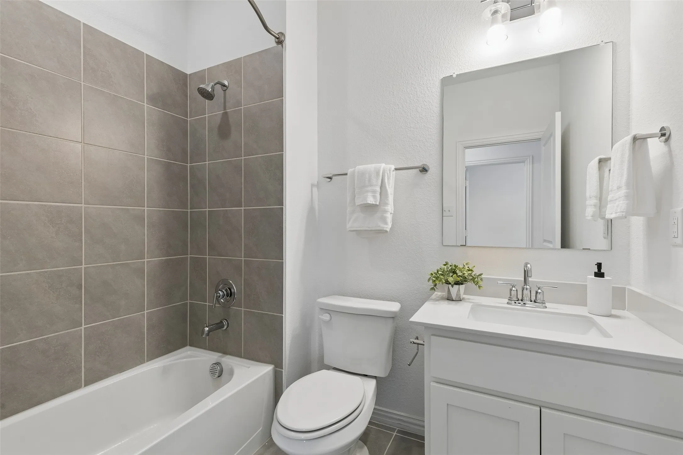 Townhouse For Rent in Dallas County , 9901 Schramm Street, Irving, Texas 75063, 3 Bedroom, 3 Bathroom, 2 Garage spaces, 1,773 Sqft, built in 2021, mls#21363634, Real Estate Agent in Irving, Homes For Rent in Dallas county, Homes For Rent in Irving, Realtor in Irving Texas, Real Estate Brokerage Independent Realty Texas, Luminita Cordes Realtor