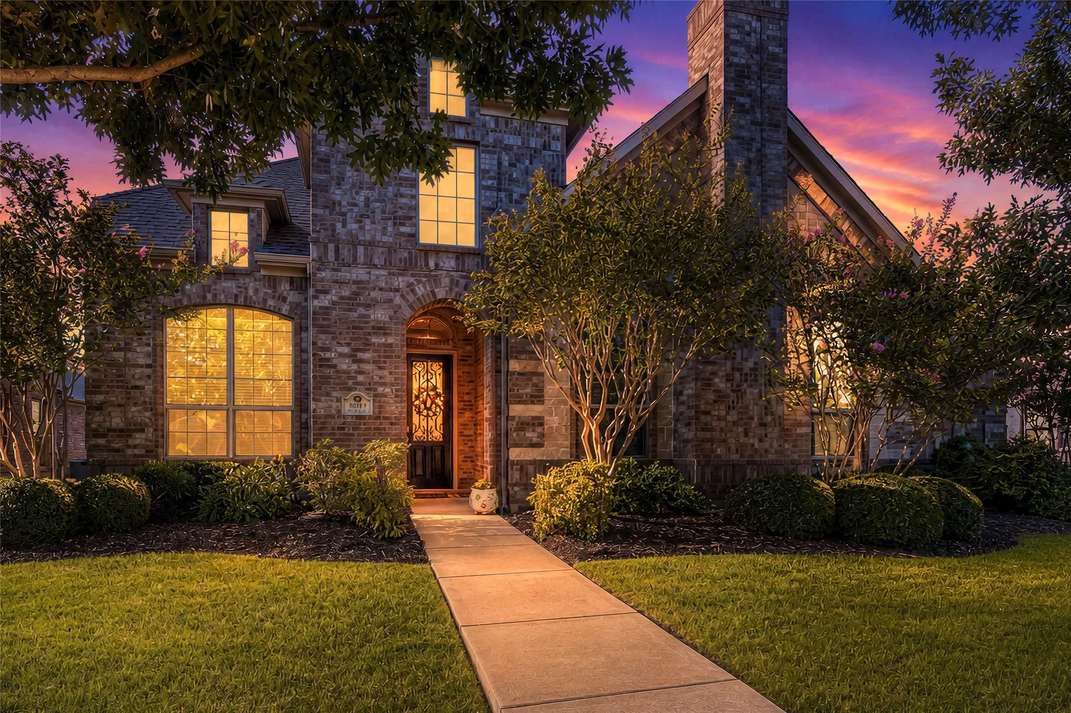 Single Family Residence For Sale in Tarrant County , 2017 Sterling Trace Drive, Keller, Texas 76248, 4 Bedroom, 4 Bathroom, 3 Garage spaces, 3,200 Sqft, built in 2011, mls#21355544, Real Estate Agent in Keller, Homes For Sale in Tarrant county, Homes For Sale in Keller, Realtor in Keller Texas, Real Estate Brokerage Independent Realty Texas, Luminita Cordes Realtor