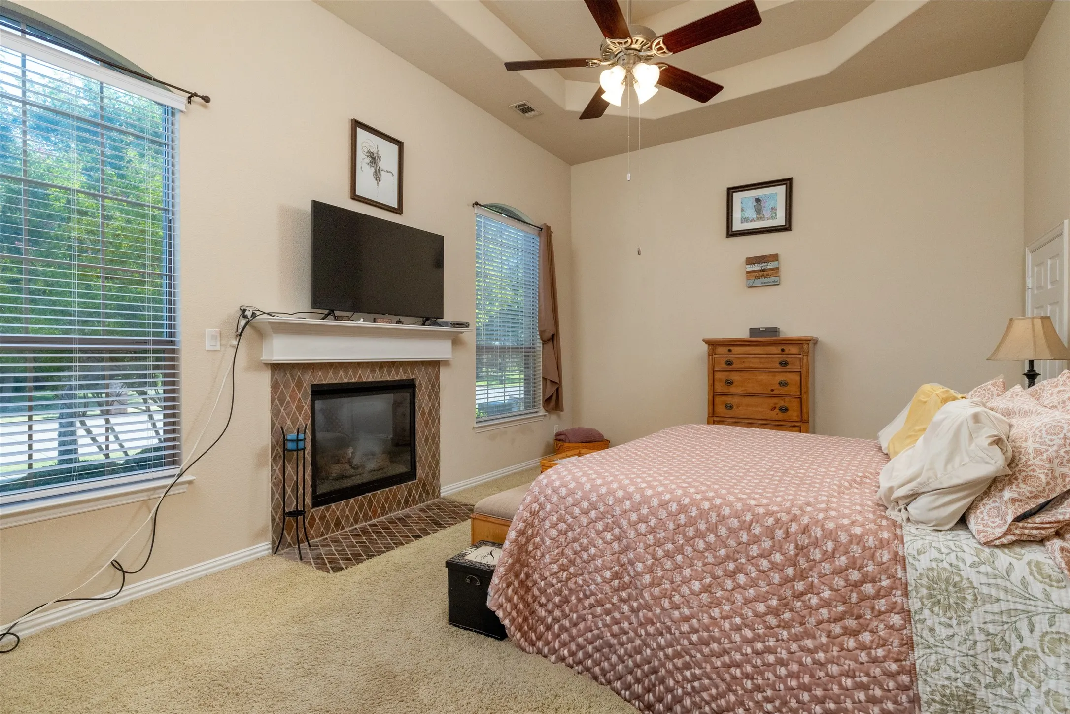 Single Family Residence For Sale in Tarrant County , 2017 Sterling Trace Drive, Keller, Texas 76248, 4 Bedroom, 4 Bathroom, 3 Garage spaces, 3,200 Sqft, built in 2011, mls#21355544, Real Estate Agent in Keller, Homes For Sale in Tarrant county, Homes For Sale in Keller, Realtor in Keller Texas, Real Estate Brokerage Independent Realty Texas, Luminita Cordes Realtor
