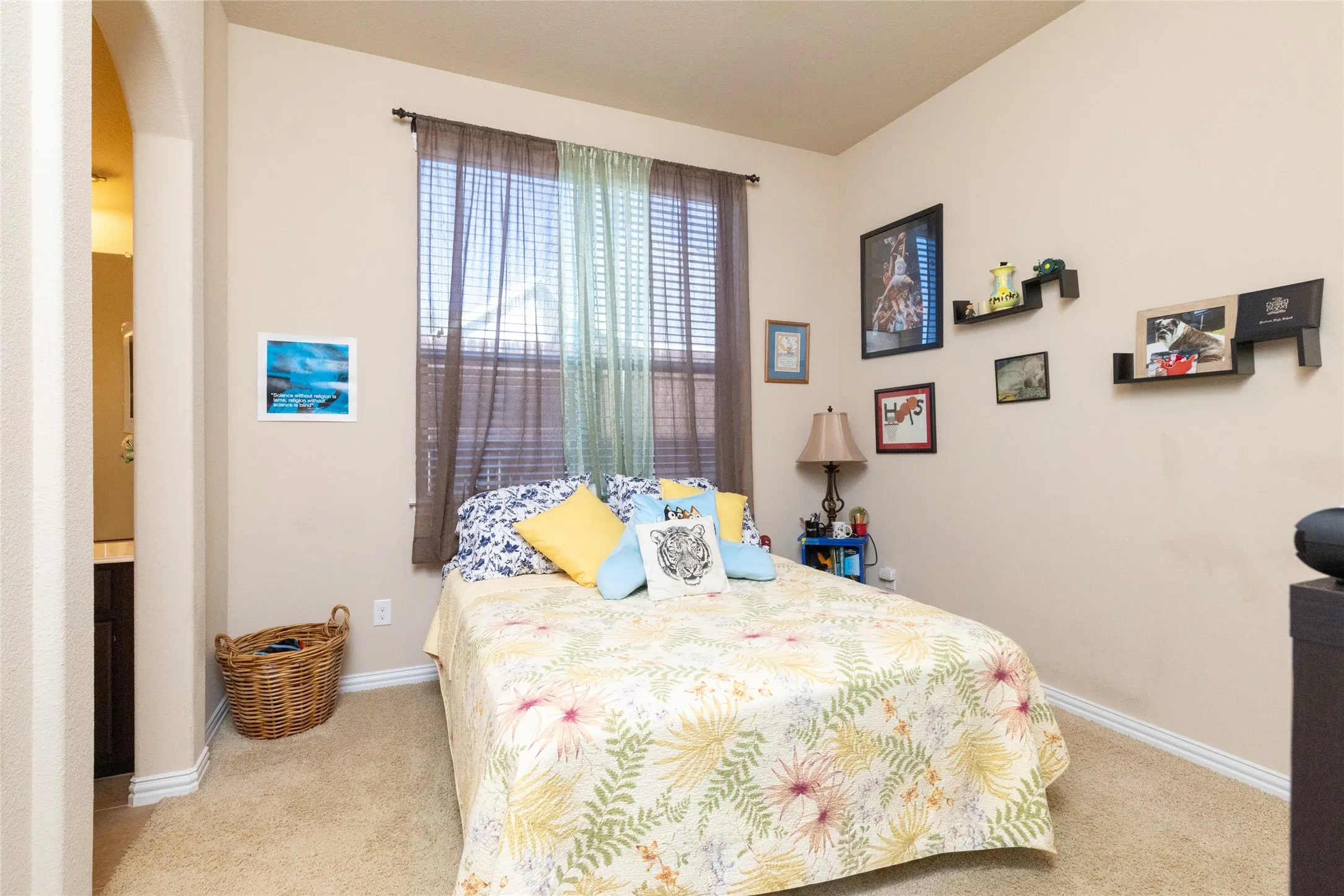 Single Family Residence For Sale in Tarrant County , 2017 Sterling Trace Drive, Keller, Texas 76248, 4 Bedroom, 4 Bathroom, 3 Garage spaces, 3,200 Sqft, built in 2011, mls#21355544, Real Estate Agent in Keller, Homes For Sale in Tarrant county, Homes For Sale in Keller, Realtor in Keller Texas, Real Estate Brokerage Independent Realty Texas, Luminita Cordes Realtor