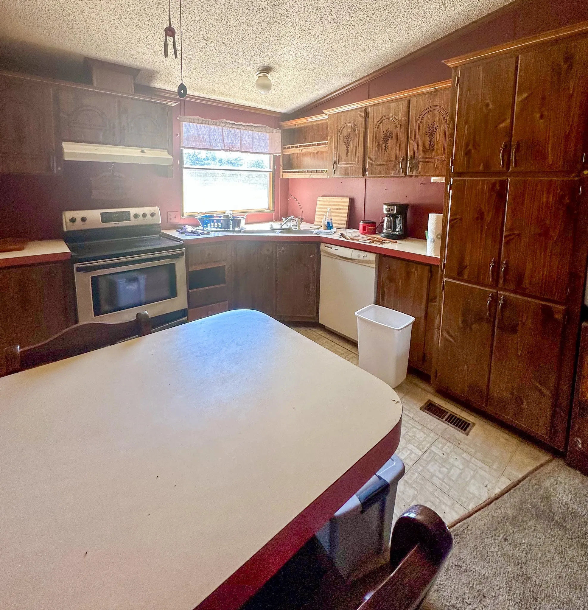 Mobile Home For Sale in Mc Culloch County , 76 Private Road 840, Rochelle, Texas 76872, 3 Bedroom, 2 Bathroom, 2 Garage spaces, 1,512 Sqft, built in 1984, mls#21363753, Real Estate Agent in Rochelle, Homes For Sale in Mc Culloch county, Homes For Sale in Rochelle, Realtor in Rochelle Texas, Real Estate Brokerage Independent Realty Texas, Luminita Cordes Realtor