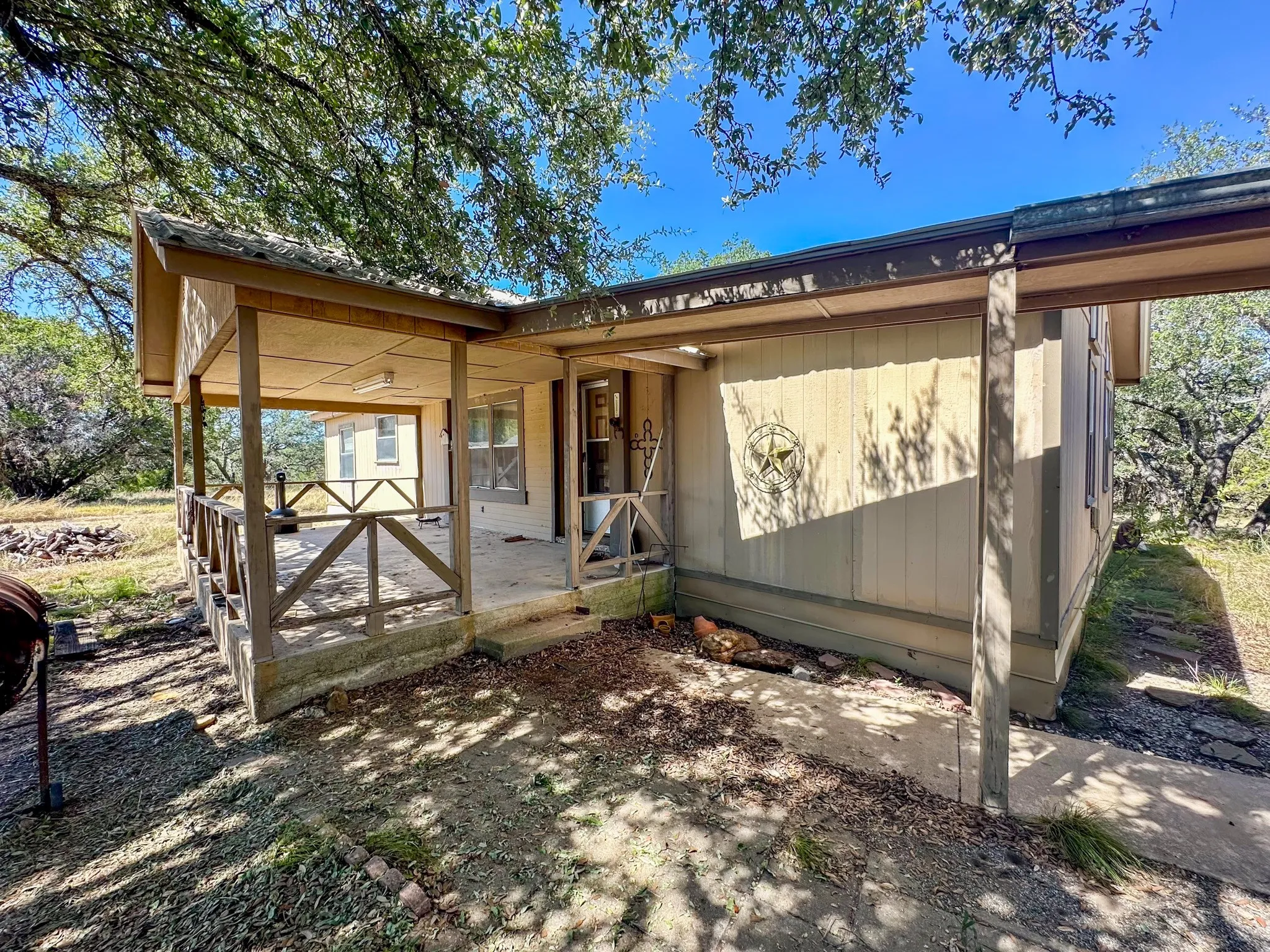 Mobile Home For Sale in Mc Culloch County , 76 Private Road 840, Rochelle, Texas 76872, 3 Bedroom, 2 Bathroom, 2 Garage spaces, 1,512 Sqft, built in 1984, mls#21363753, Real Estate Agent in Rochelle, Homes For Sale in Mc Culloch county, Homes For Sale in Rochelle, Realtor in Rochelle Texas, Real Estate Brokerage Independent Realty Texas, Luminita Cordes Realtor