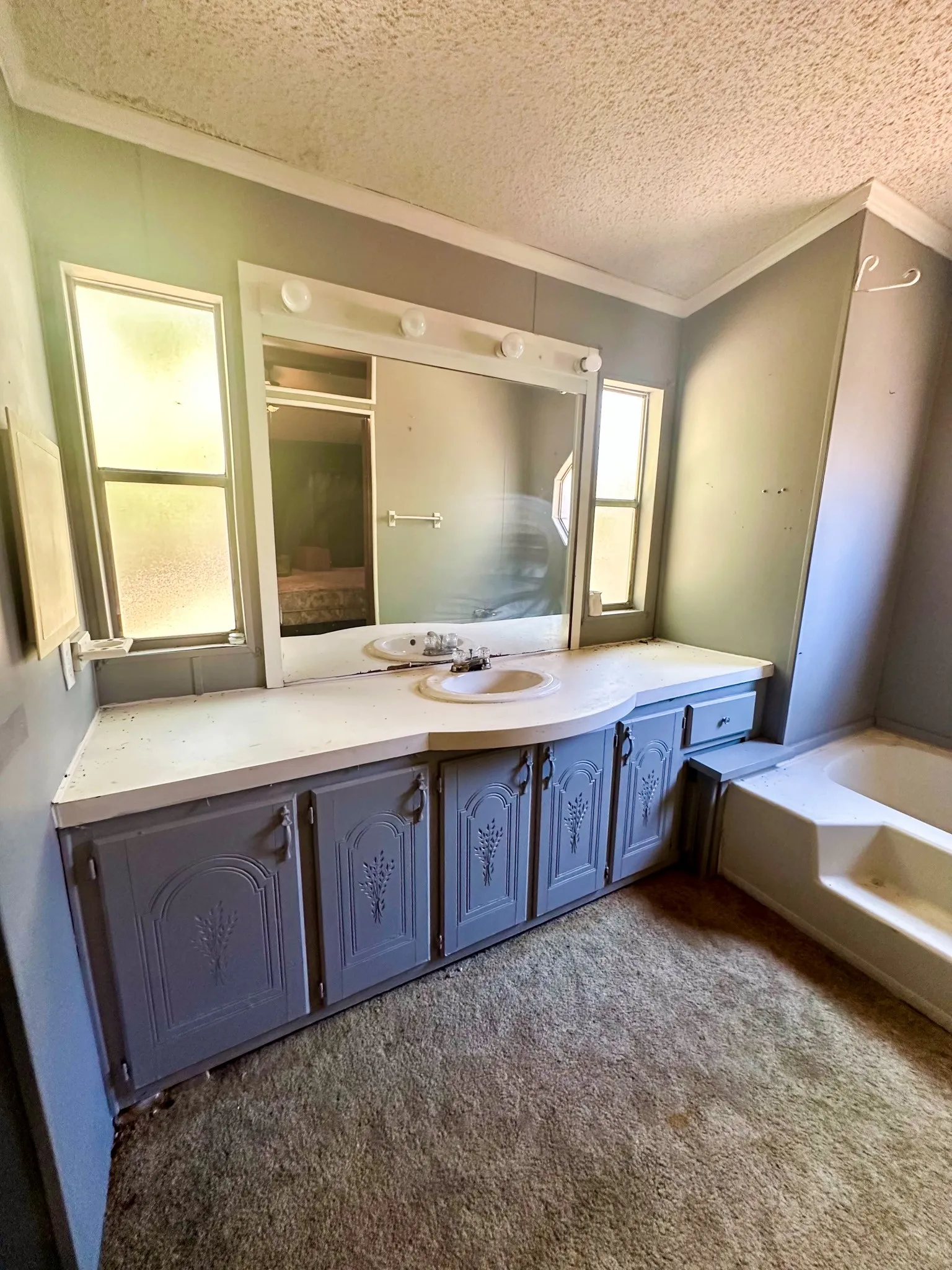 Mobile Home For Sale in Mc Culloch County , 76 Private Road 840, Rochelle, Texas 76872, 3 Bedroom, 2 Bathroom, 2 Garage spaces, 1,512 Sqft, built in 1984, mls#21363753, Real Estate Agent in Rochelle, Homes For Sale in Mc Culloch county, Homes For Sale in Rochelle, Realtor in Rochelle Texas, Real Estate Brokerage Independent Realty Texas, Luminita Cordes Realtor