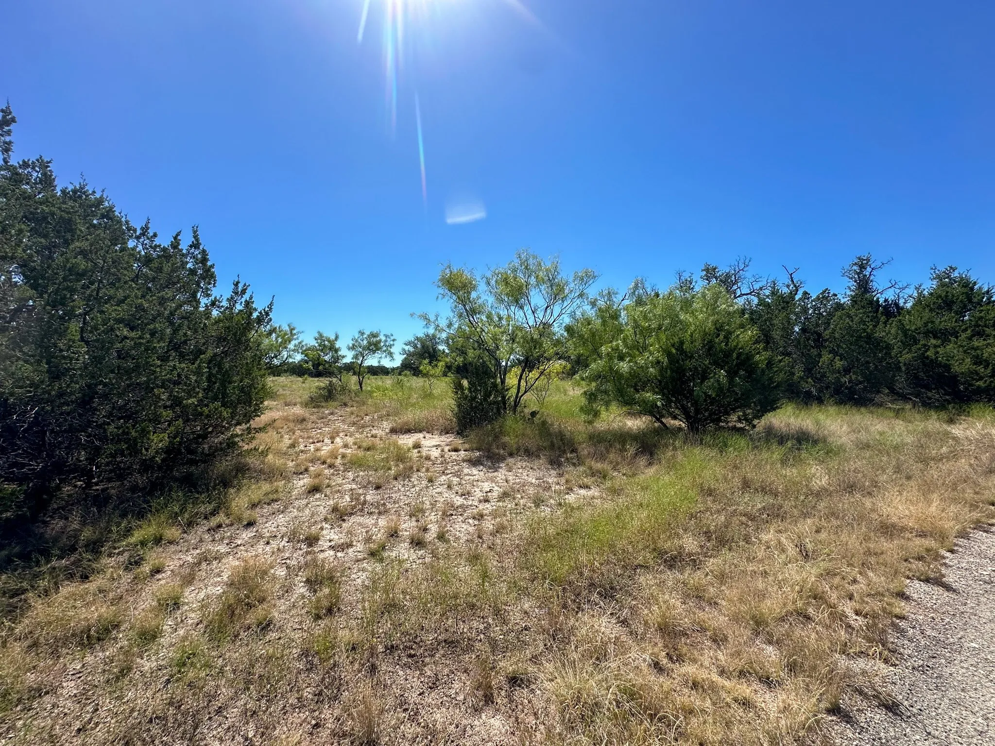Mobile Home For Sale in Mc Culloch County , 76 Private Road 840, Rochelle, Texas 76872, 3 Bedroom, 2 Bathroom, 2 Garage spaces, 1,512 Sqft, built in 1984, mls#21363753, Real Estate Agent in Rochelle, Homes For Sale in Mc Culloch county, Homes For Sale in Rochelle, Realtor in Rochelle Texas, Real Estate Brokerage Independent Realty Texas, Luminita Cordes Realtor