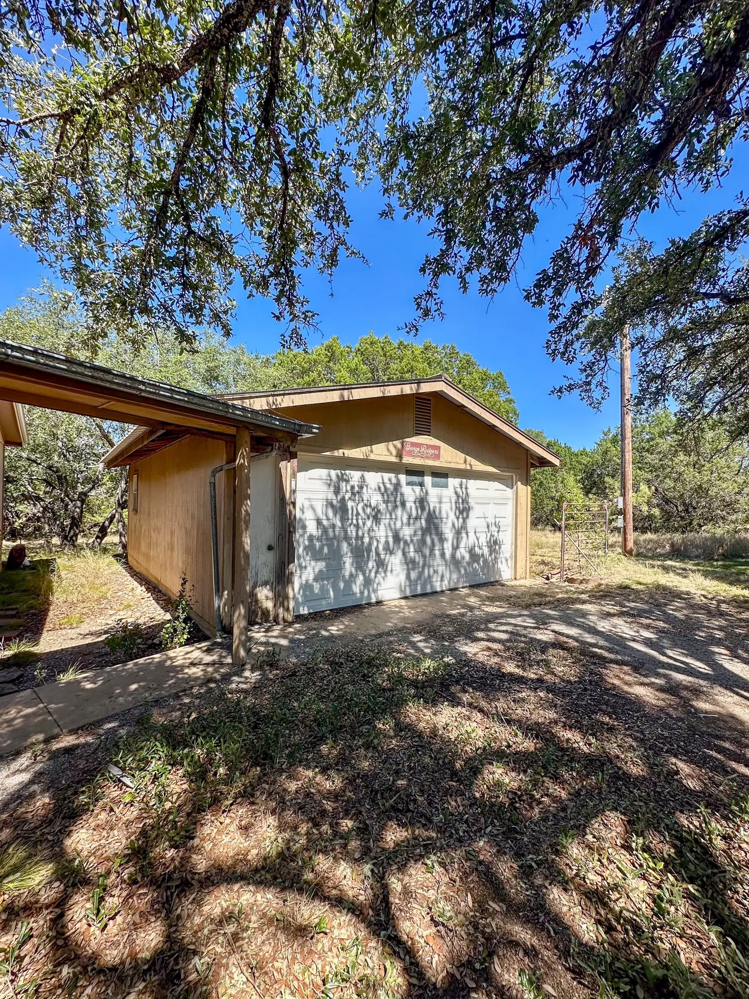 Mobile Home For Sale in Mc Culloch County , 76 Private Road 840, Rochelle, Texas 76872, 3 Bedroom, 2 Bathroom, 2 Garage spaces, 1,512 Sqft, built in 1984, mls#21363753, Real Estate Agent in Rochelle, Homes For Sale in Mc Culloch county, Homes For Sale in Rochelle, Realtor in Rochelle Texas, Real Estate Brokerage Independent Realty Texas, Luminita Cordes Realtor