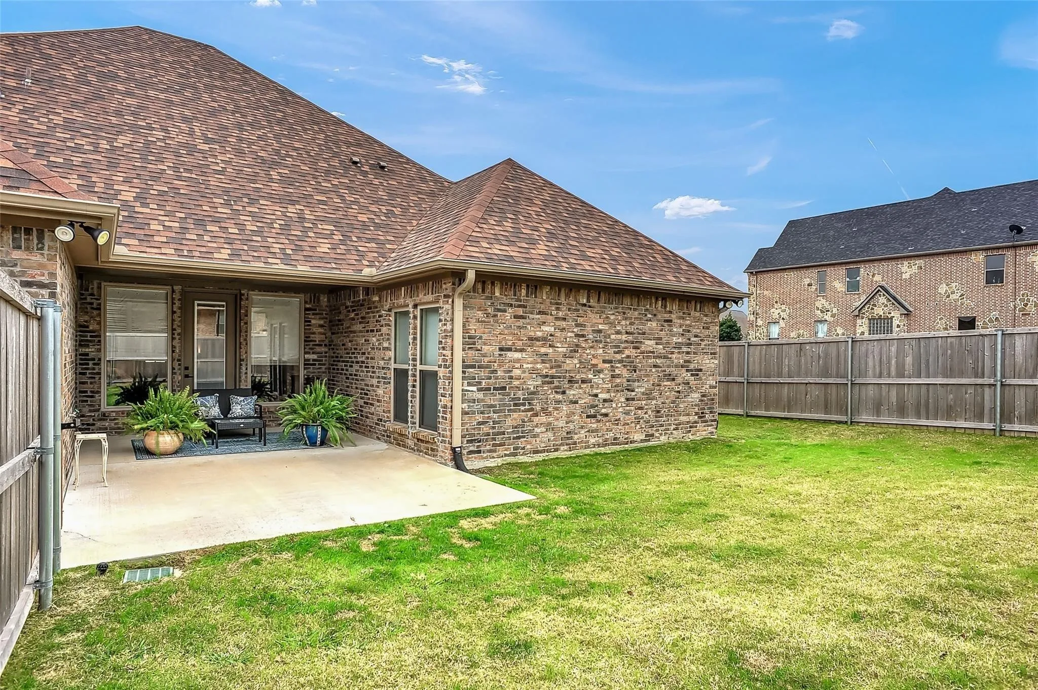 Single Family Residence For Rent in Grayson County , 3818 Sumner Court, Sherman, Texas 75090, 3 Bedroom, 3 Bathroom, 2 Garage spaces, 2,420 Sqft, built in 2019, mls#21363773, Real Estate Agent in Sherman, Homes For Rent in Grayson county, Homes For Rent in Sherman, Realtor in Sherman Texas, Real Estate Brokerage Independent Realty Texas, Luminita Cordes Realtor