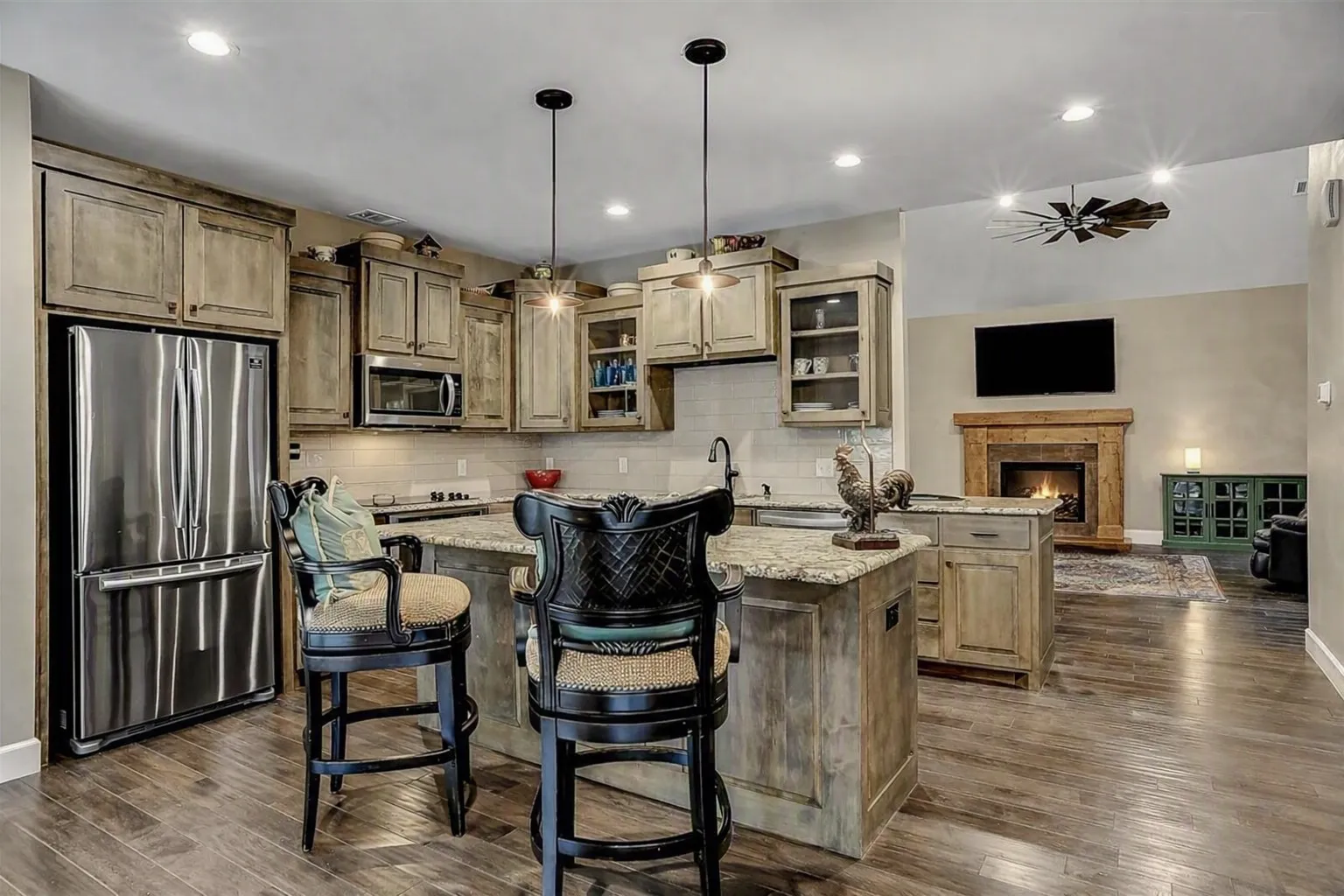Single Family Residence For Rent in Grayson County , 3818 Sumner Court, Sherman, Texas 75090, 3 Bedroom, 3 Bathroom, 2 Garage spaces, 2,420 Sqft, built in 2019, mls#21363773, Real Estate Agent in Sherman, Homes For Rent in Grayson county, Homes For Rent in Sherman, Realtor in Sherman Texas, Real Estate Brokerage Independent Realty Texas, Luminita Cordes Realtor