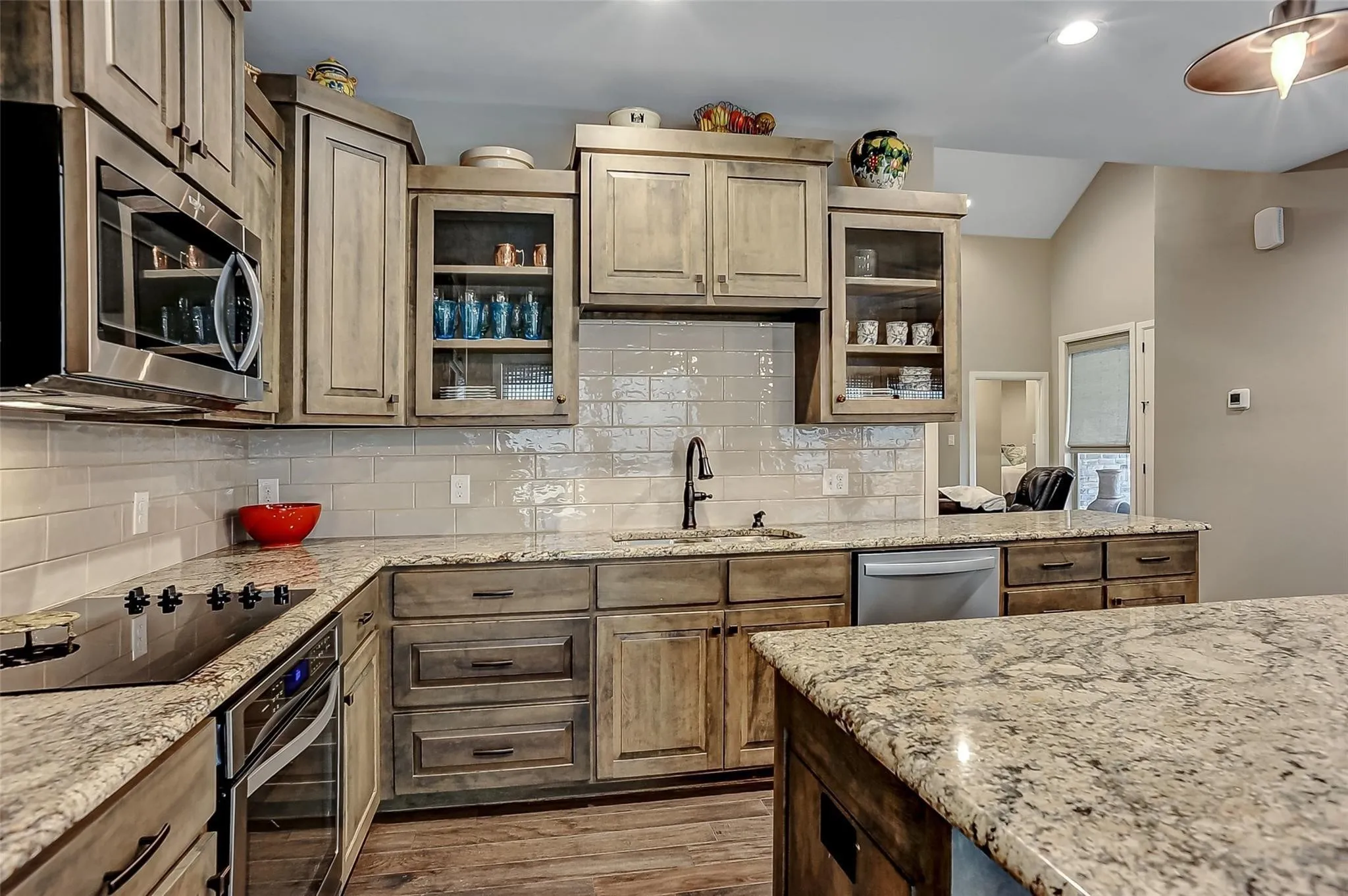 Single Family Residence For Rent in Grayson County , 3818 Sumner Court, Sherman, Texas 75090, 3 Bedroom, 3 Bathroom, 2 Garage spaces, 2,420 Sqft, built in 2019, mls#21363773, Real Estate Agent in Sherman, Homes For Rent in Grayson county, Homes For Rent in Sherman, Realtor in Sherman Texas, Real Estate Brokerage Independent Realty Texas, Luminita Cordes Realtor