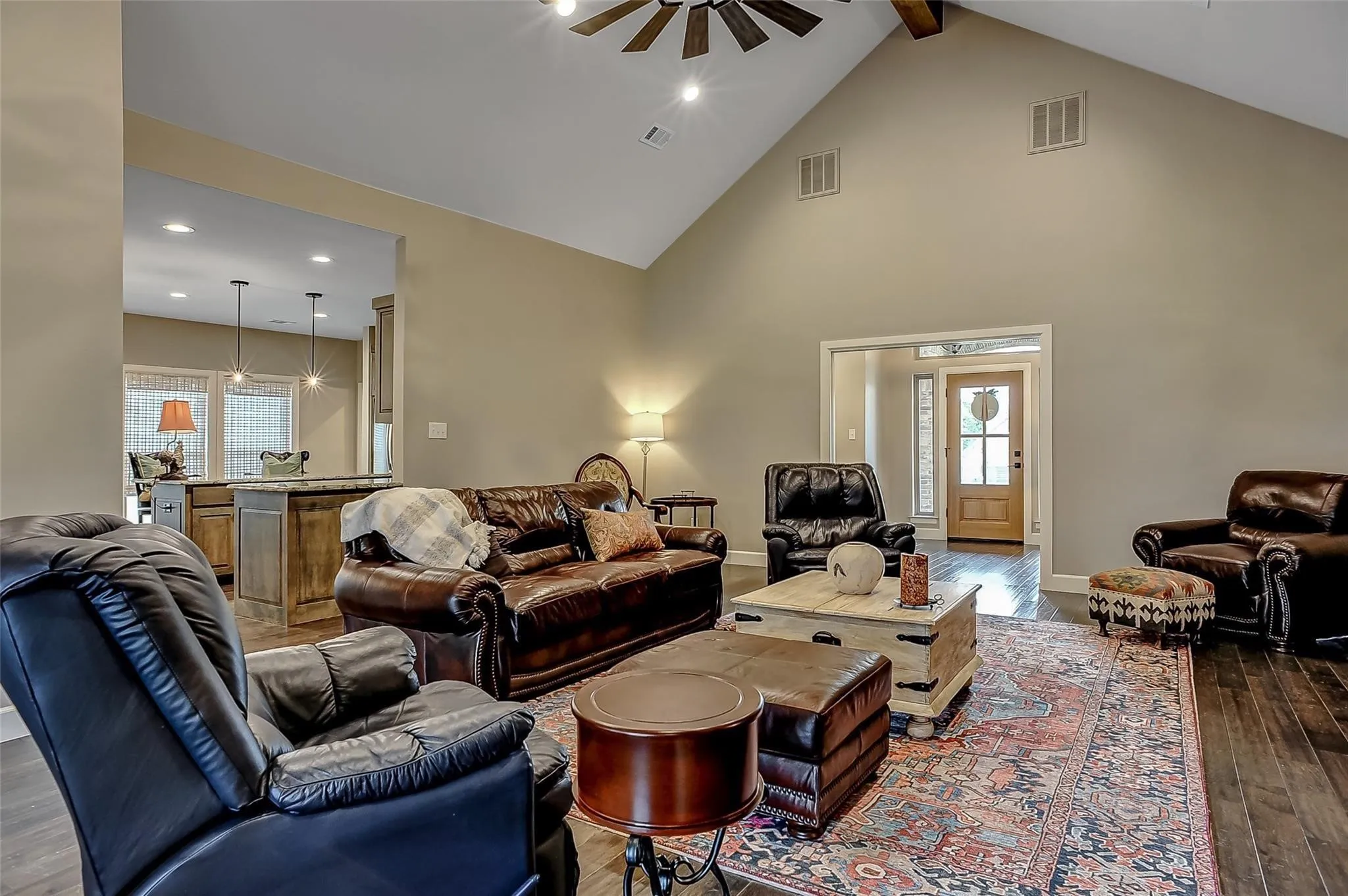 Single Family Residence For Rent in Grayson County , 3818 Sumner Court, Sherman, Texas 75090, 3 Bedroom, 3 Bathroom, 2 Garage spaces, 2,420 Sqft, built in 2019, mls#21363773, Real Estate Agent in Sherman, Homes For Rent in Grayson county, Homes For Rent in Sherman, Realtor in Sherman Texas, Real Estate Brokerage Independent Realty Texas, Luminita Cordes Realtor