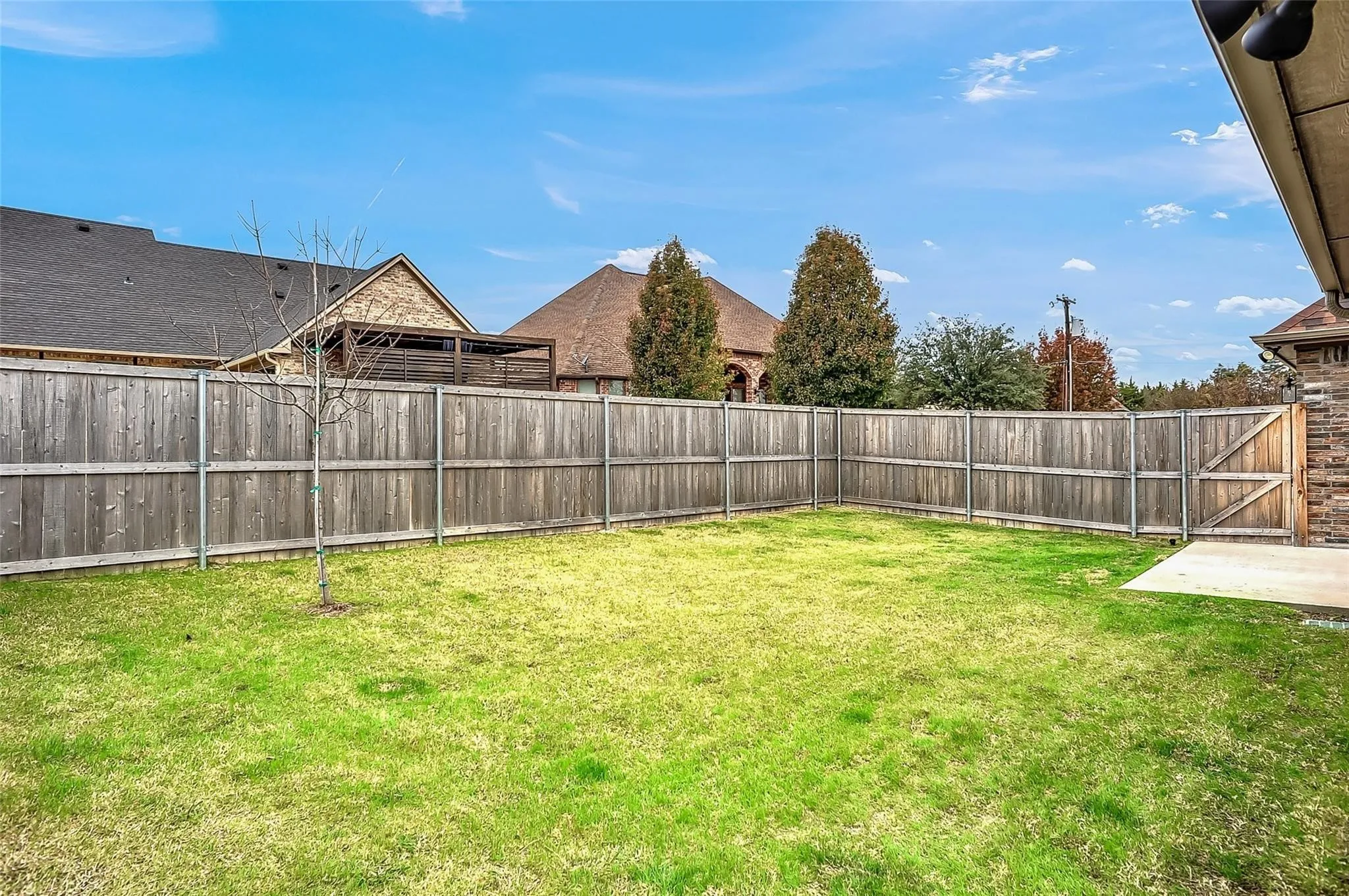 Single Family Residence For Rent in Grayson County , 3818 Sumner Court, Sherman, Texas 75090, 3 Bedroom, 3 Bathroom, 2 Garage spaces, 2,420 Sqft, built in 2019, mls#21363773, Real Estate Agent in Sherman, Homes For Rent in Grayson county, Homes For Rent in Sherman, Realtor in Sherman Texas, Real Estate Brokerage Independent Realty Texas, Luminita Cordes Realtor