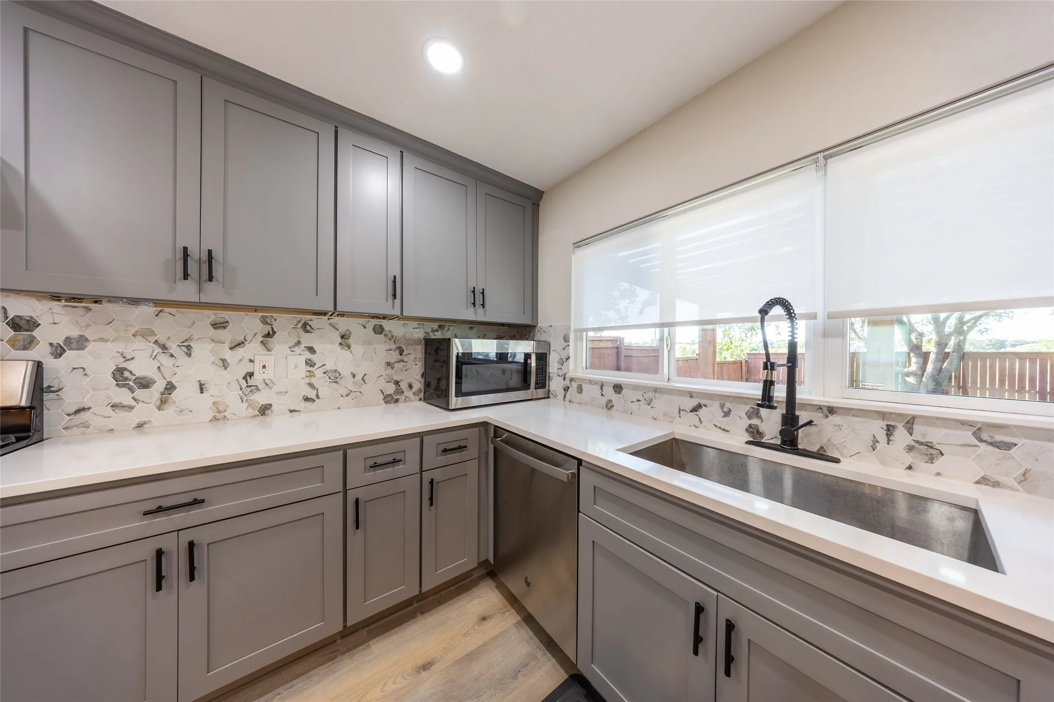 Single Family Residence For Rent in Denton County , 1948 Rambling Ridge Lane, Carrollton, Texas 75007, 3 Bedroom, 2 Bathroom, 2 Garage spaces, 1,930 Sqft, built in 1977, mls#21363769, Real Estate Agent in Carrollton, Homes For Rent in Denton county, Homes For Rent in Carrollton, Realtor in Carrollton Texas, Real Estate Brokerage Independent Realty Texas, Luminita Cordes Realtor