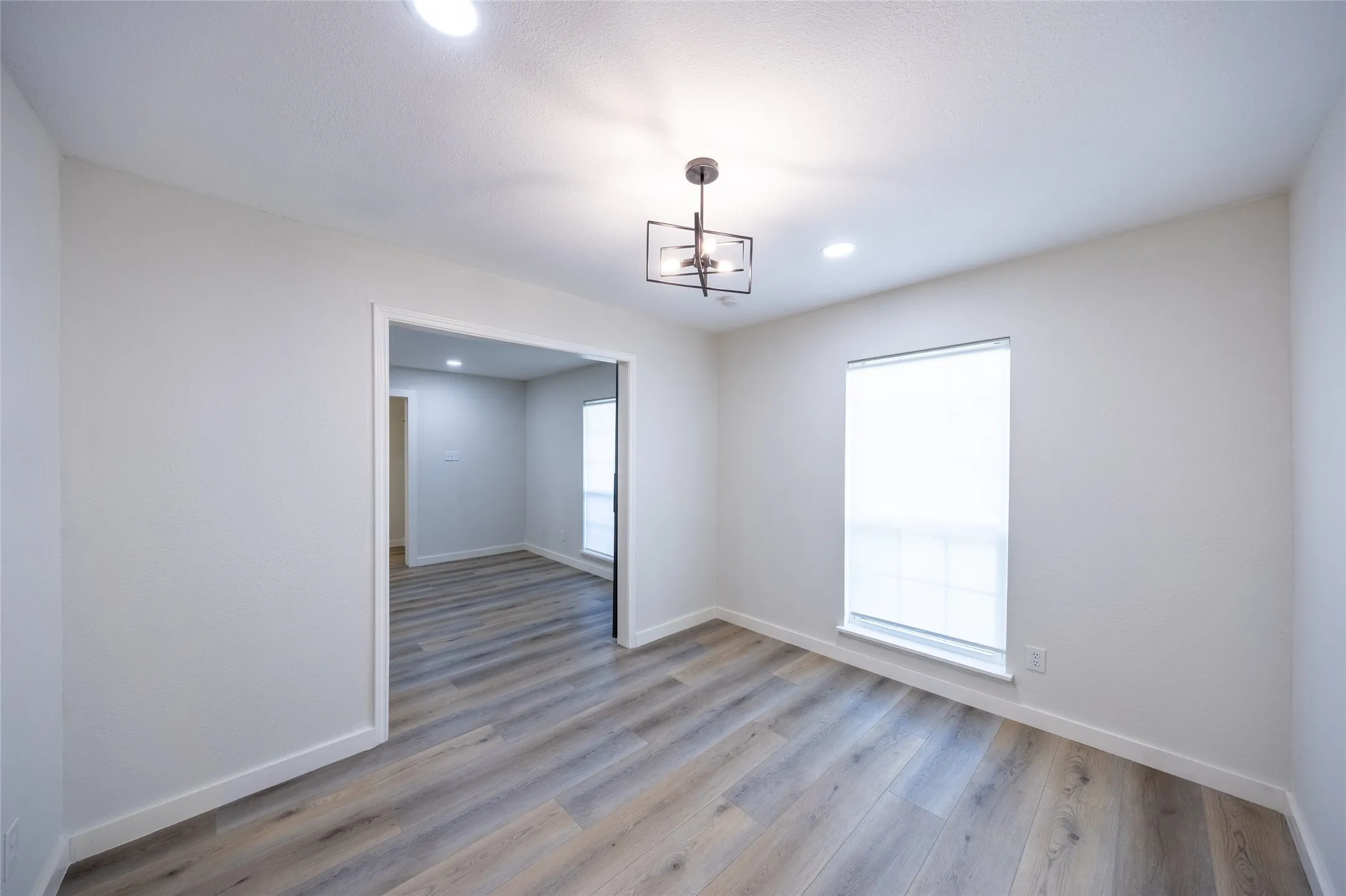 Single Family Residence For Rent in Denton County , 1948 Rambling Ridge Lane, Carrollton, Texas 75007, 3 Bedroom, 2 Bathroom, 2 Garage spaces, 1,930 Sqft, built in 1977, mls#21363769, Real Estate Agent in Carrollton, Homes For Rent in Denton county, Homes For Rent in Carrollton, Realtor in Carrollton Texas, Real Estate Brokerage Independent Realty Texas, Luminita Cordes Realtor