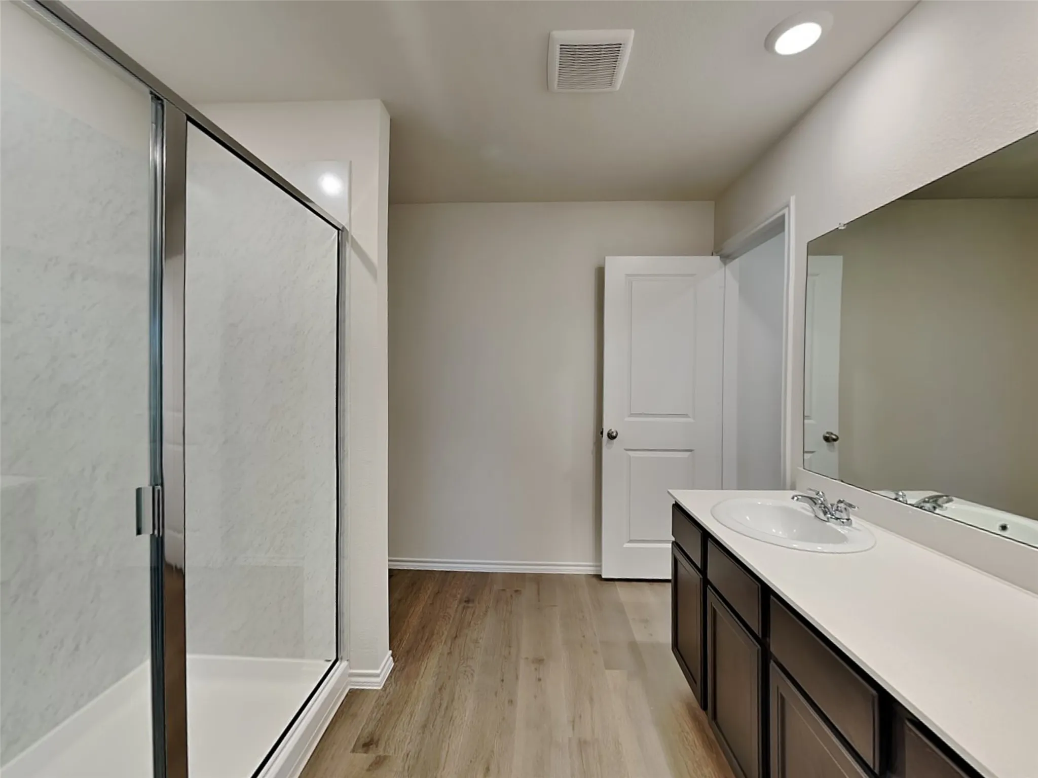Single Family Residence For Rent in Grayson County , 1511 Aleia Cove, Sherman, Texas 75092, 3 Bedroom, 2 Bathroom, 2 Garage spaces, 1,568 Sqft, built in 2024, mls#21363673, Real Estate Agent in Sherman, Homes For Rent in Grayson county, Homes For Rent in Sherman, Realtor in Sherman Texas, Real Estate Brokerage Independent Realty Texas, Luminita Cordes Realtor