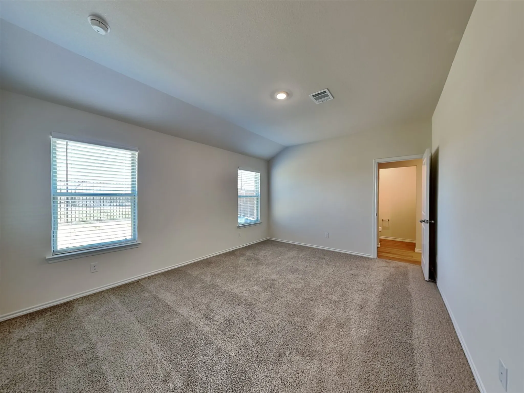 Single Family Residence For Rent in Grayson County , 1511 Aleia Cove, Sherman, Texas 75092, 3 Bedroom, 2 Bathroom, 2 Garage spaces, 1,568 Sqft, built in 2024, mls#21363673, Real Estate Agent in Sherman, Homes For Rent in Grayson county, Homes For Rent in Sherman, Realtor in Sherman Texas, Real Estate Brokerage Independent Realty Texas, Luminita Cordes Realtor