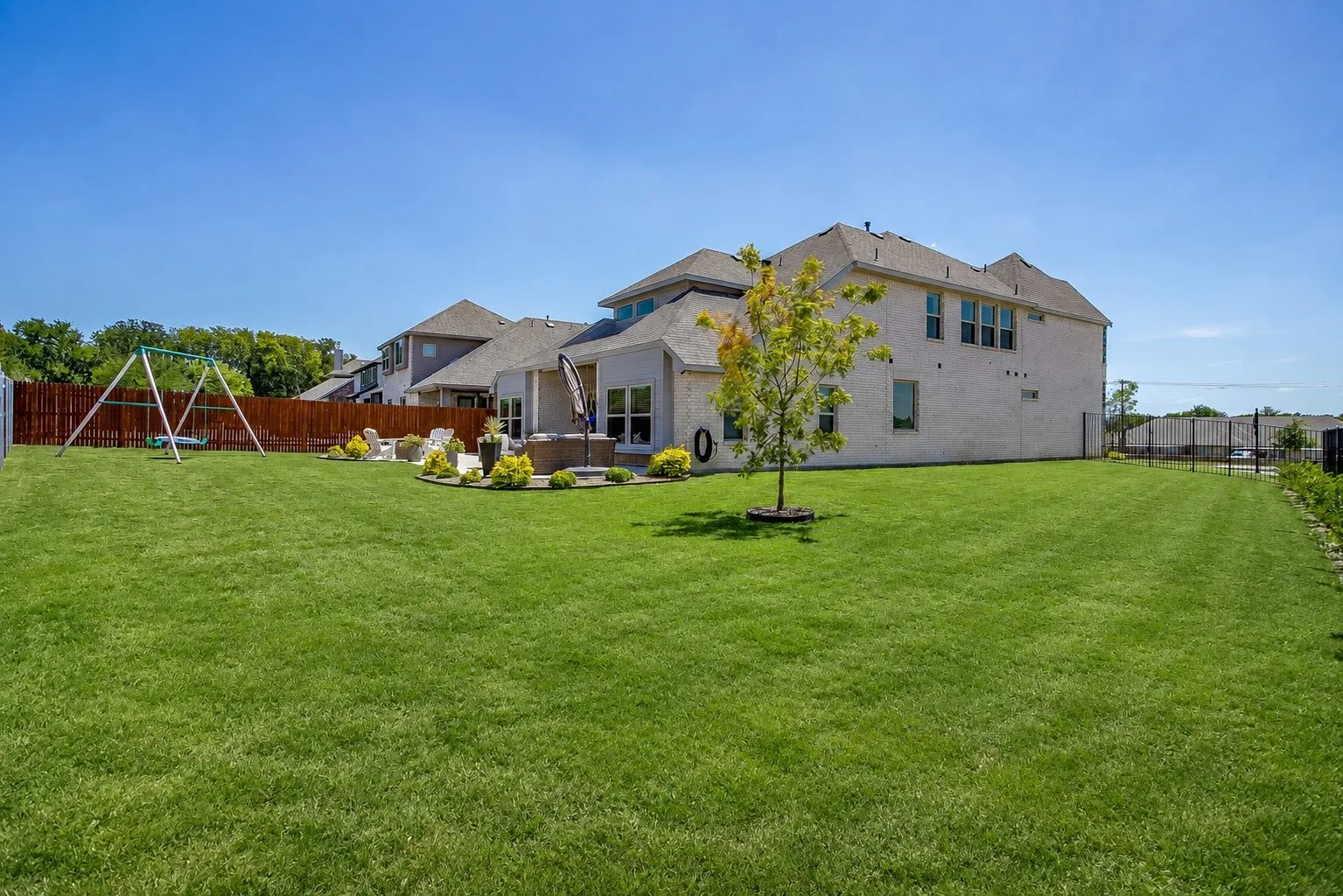 Single Family Residence For Sale in Parker County , 128 Kingfisher Lane, Aledo, Texas 76008, 5 Bedroom, 4 Bathroom, 2 Garage spaces, 3,558 Sqft, built in 2024, mls#21363720, Real Estate Agent in Aledo, Homes For Sale in Parker county, Homes For Sale in Aledo, Realtor in Aledo Texas, Real Estate Brokerage Independent Realty Texas, Luminita Cordes Realtor