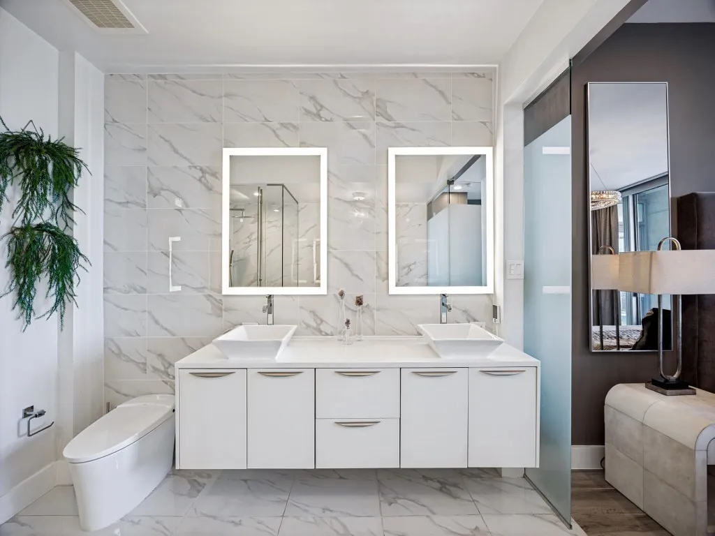 Condominium For Sale in Dallas County , 2900 Mc Kinnon Street 2301, Dallas, Texas 75201, 3 Bedroom, 4 Bathroom, 4 Garage spaces, 2,607 Sqft, built in 2005, mls#21362734, Real Estate Agent in Dallas, Homes For Sale in Dallas county, Homes For Sale in Dallas, Realtor in Dallas Texas, Real Estate Brokerage Independent Realty Texas, Luminita Cordes Realtor