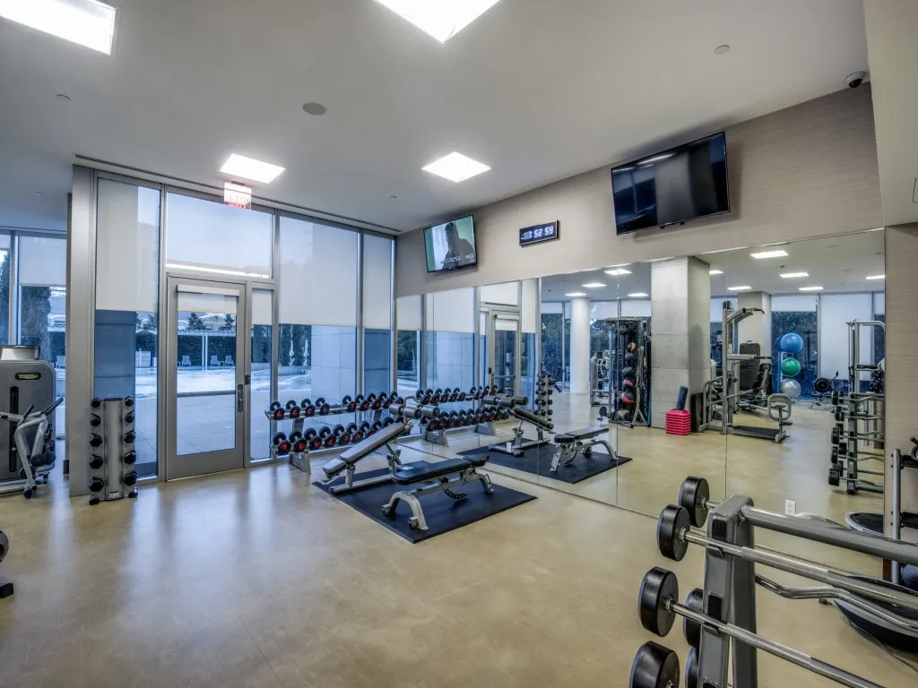 Condominium For Sale in Dallas County , 2900 Mc Kinnon Street 2301, Dallas, Texas 75201, 3 Bedroom, 4 Bathroom, 4 Garage spaces, 2,607 Sqft, built in 2005, mls#21362734, Real Estate Agent in Dallas, Homes For Sale in Dallas county, Homes For Sale in Dallas, Realtor in Dallas Texas, Real Estate Brokerage Independent Realty Texas, Luminita Cordes Realtor