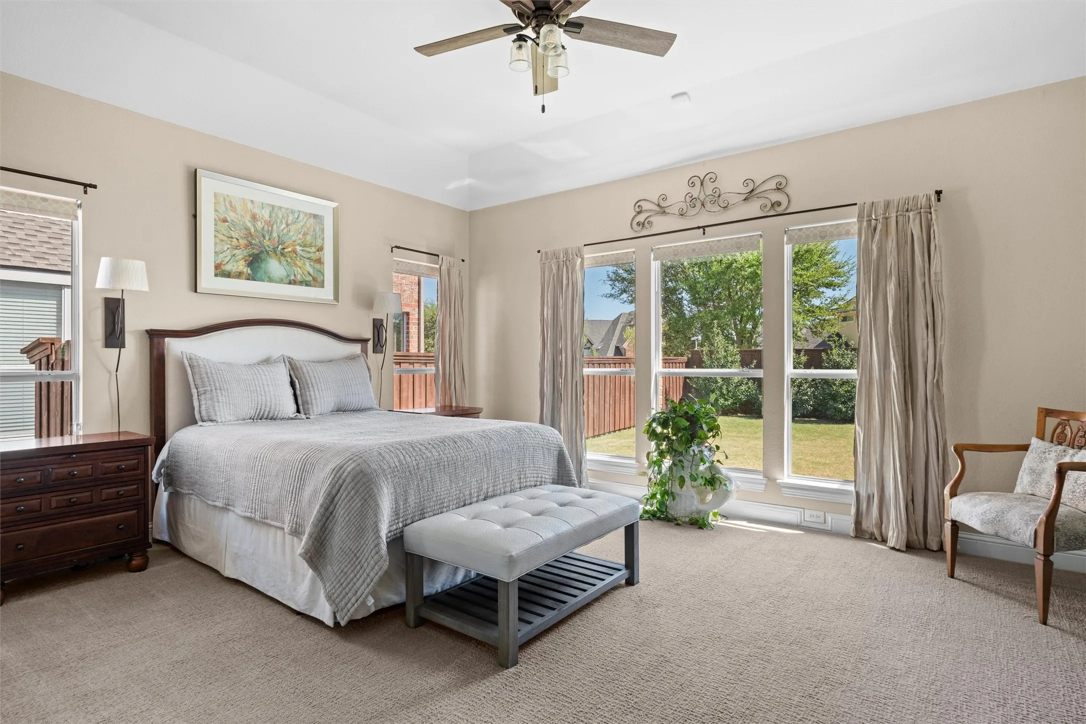 Tray ceiling with a ceiling fan-Furnished