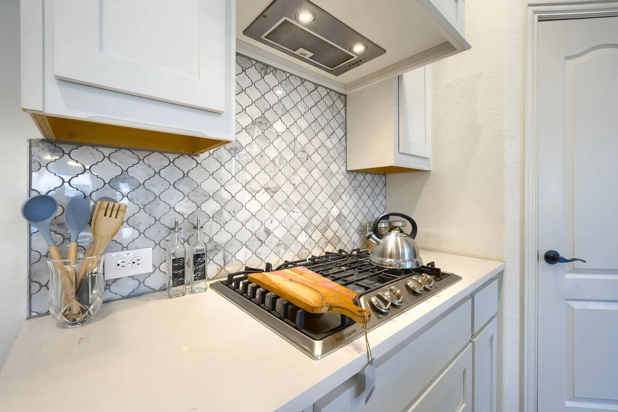 Single Family Residence For Sale in Denton County , 1312 Arrowwood Drive, Aubrey, Texas 76227, 4 Bedroom, 4 Bathroom, 2 Garage spaces, 3,106 Sqft, built in 2021, mls#21362619, Real Estate Agent in Aubrey, Homes For Sale in Denton county, Homes For Sale in Aubrey, Realtor in Aubrey Texas, Real Estate Brokerage Independent Realty Texas, Luminita Cordes Realtor
