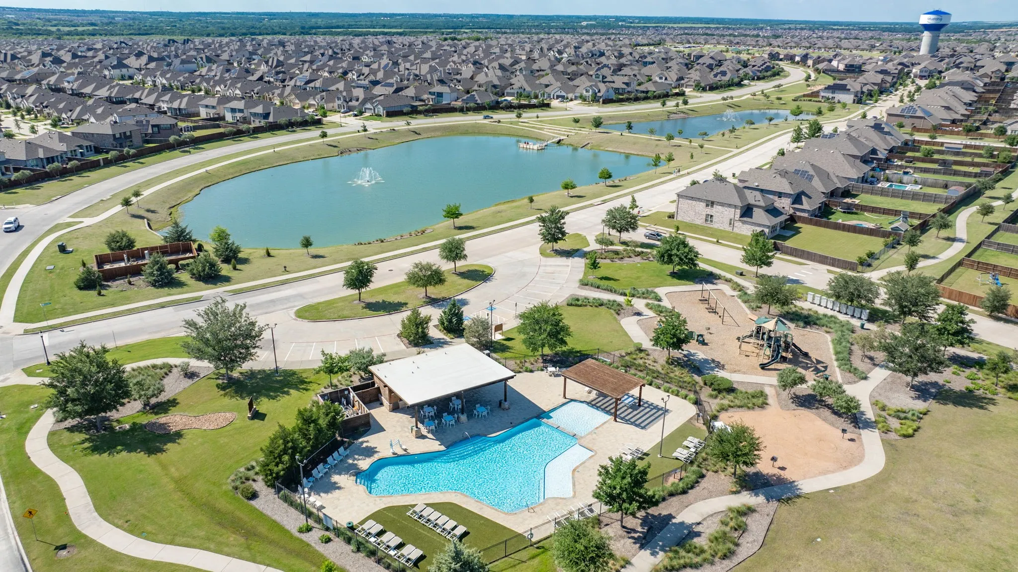 Single Family Residence For Sale in Denton County , 1312 Arrowwood Drive, Aubrey, Texas 76227, 4 Bedroom, 4 Bathroom, 2 Garage spaces, 3,106 Sqft, built in 2021, mls#21362619, Real Estate Agent in Aubrey, Homes For Sale in Denton county, Homes For Sale in Aubrey, Realtor in Aubrey Texas, Real Estate Brokerage Independent Realty Texas, Luminita Cordes Realtor