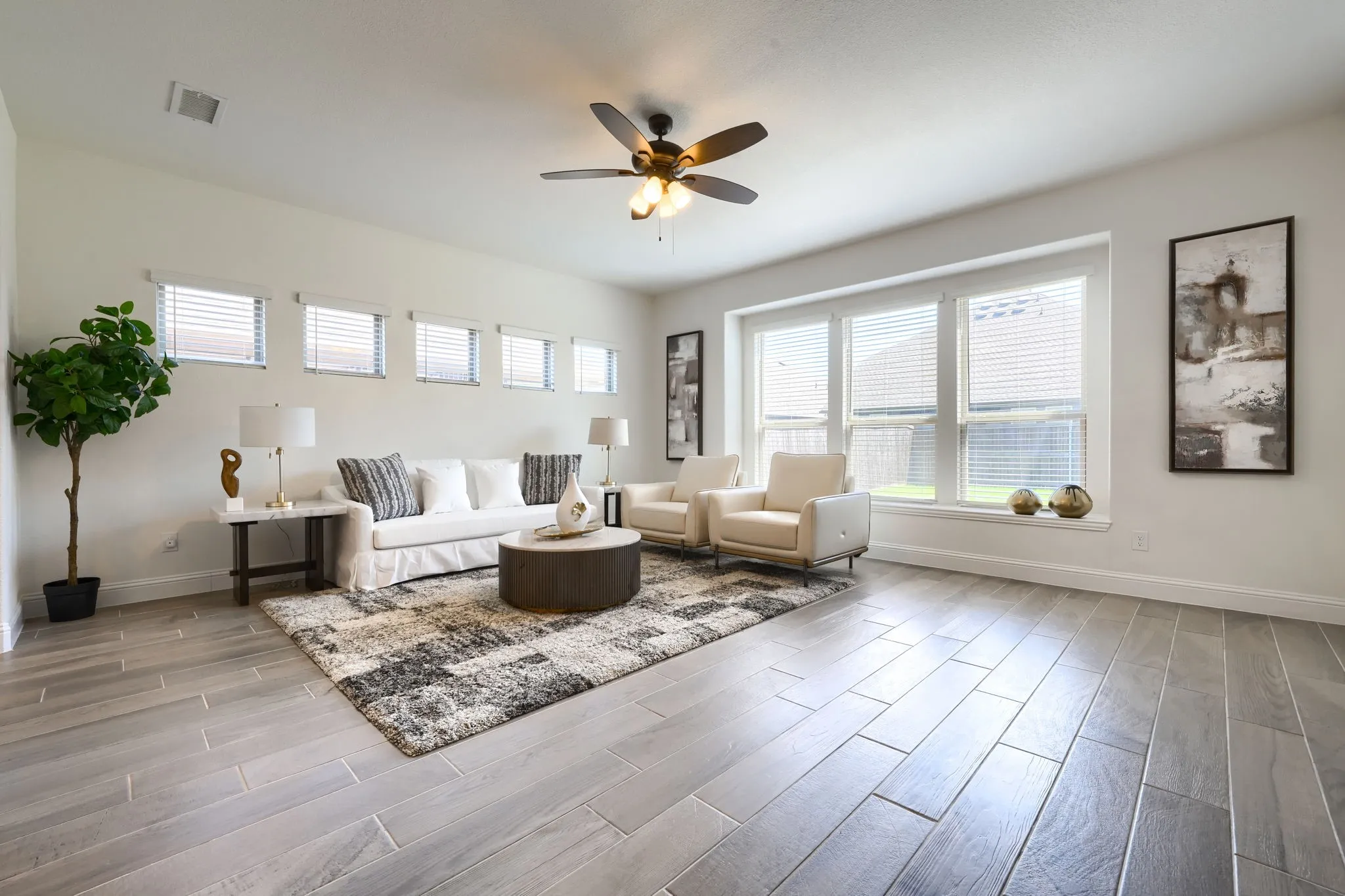 Single Family Residence For Sale in Denton County , 1312 Arrowwood Drive, Aubrey, Texas 76227, 4 Bedroom, 4 Bathroom, 2 Garage spaces, 3,106 Sqft, built in 2021, mls#21362619, Real Estate Agent in Aubrey, Homes For Sale in Denton county, Homes For Sale in Aubrey, Realtor in Aubrey Texas, Real Estate Brokerage Independent Realty Texas, Luminita Cordes Realtor