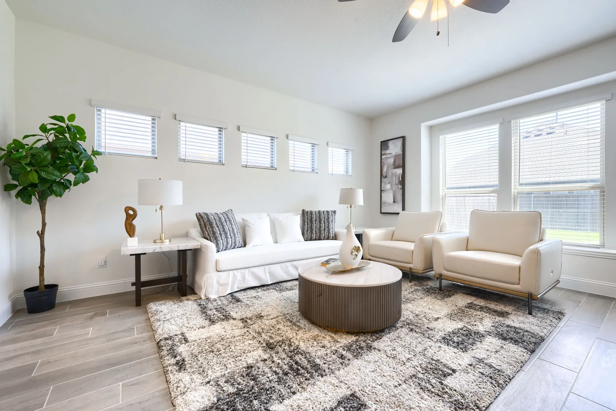 Single Family Residence For Sale in Denton County , 1312 Arrowwood Drive, Aubrey, Texas 76227, 4 Bedroom, 4 Bathroom, 2 Garage spaces, 3,106 Sqft, built in 2021, mls#21362619, Real Estate Agent in Aubrey, Homes For Sale in Denton county, Homes For Sale in Aubrey, Realtor in Aubrey Texas, Real Estate Brokerage Independent Realty Texas, Luminita Cordes Realtor