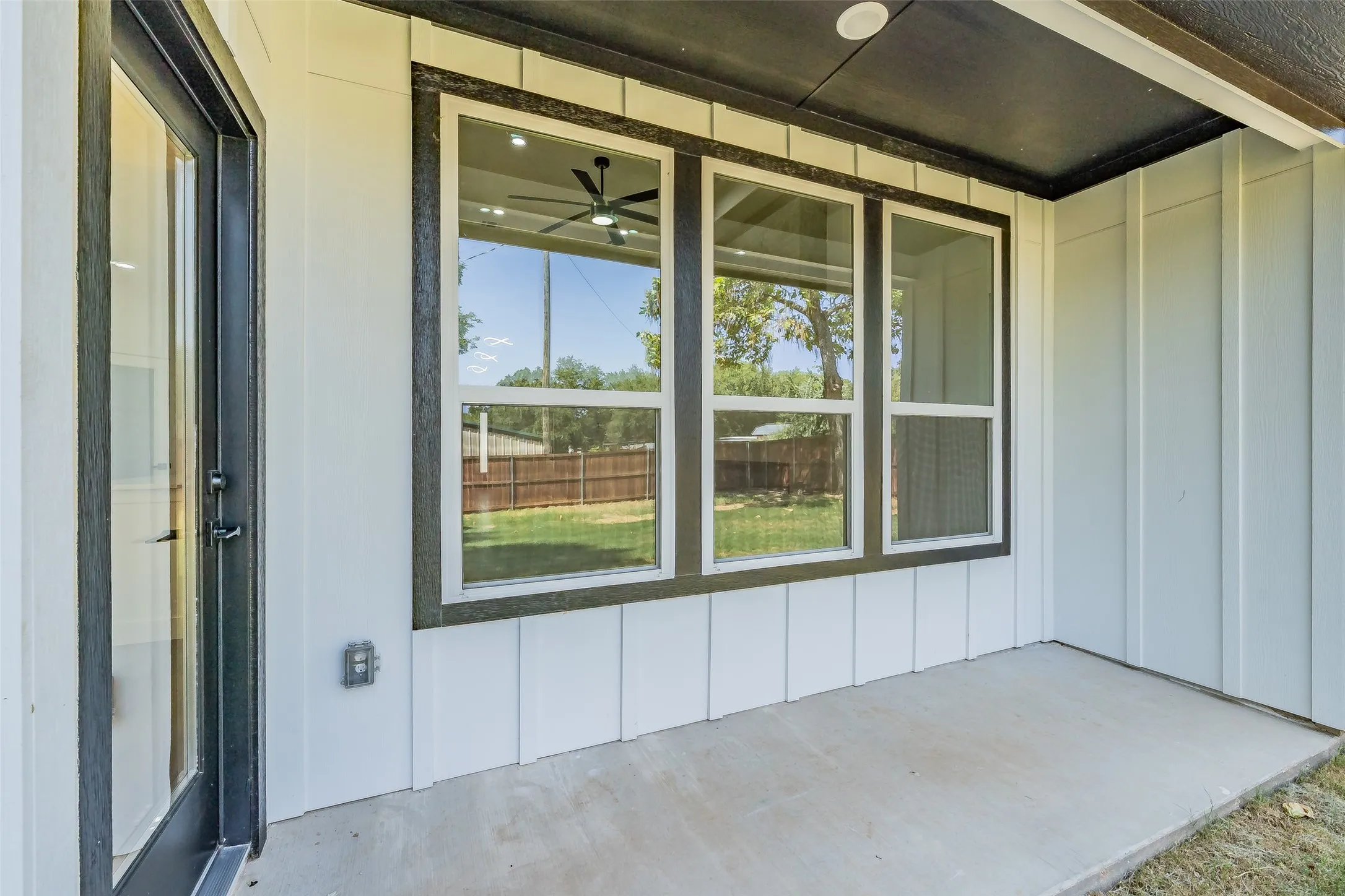 Single Family Residence For Sale in Wise County , 303 Hobbs Avenue, Boyd, Texas 76023, 3 Bedroom, 2 Bathroom, 2 Garage spaces, 1,542 Sqft, built in 2026, mls#21363568, Real Estate Agent in Boyd, Homes For Sale in Wise county, Homes For Sale in Boyd, Realtor in Boyd Texas, Real Estate Brokerage Independent Realty Texas, Luminita Cordes Realtor
