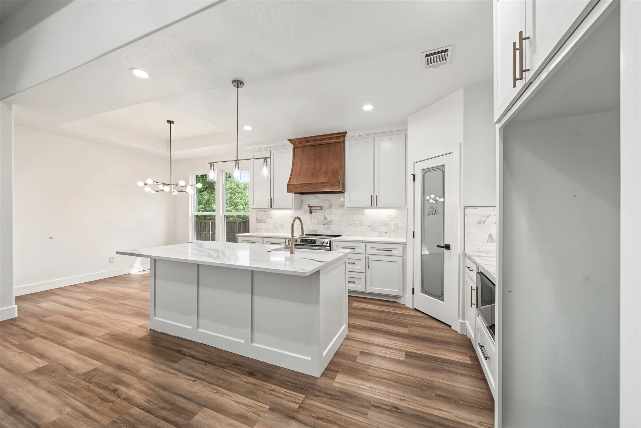 Single Family Residence For Sale in Wise County , 303 Hobbs Avenue, Boyd, Texas 76023, 3 Bedroom, 2 Bathroom, 2 Garage spaces, 1,542 Sqft, built in 2026, mls#21363568, Real Estate Agent in Boyd, Homes For Sale in Wise county, Homes For Sale in Boyd, Realtor in Boyd Texas, Real Estate Brokerage Independent Realty Texas, Luminita Cordes Realtor