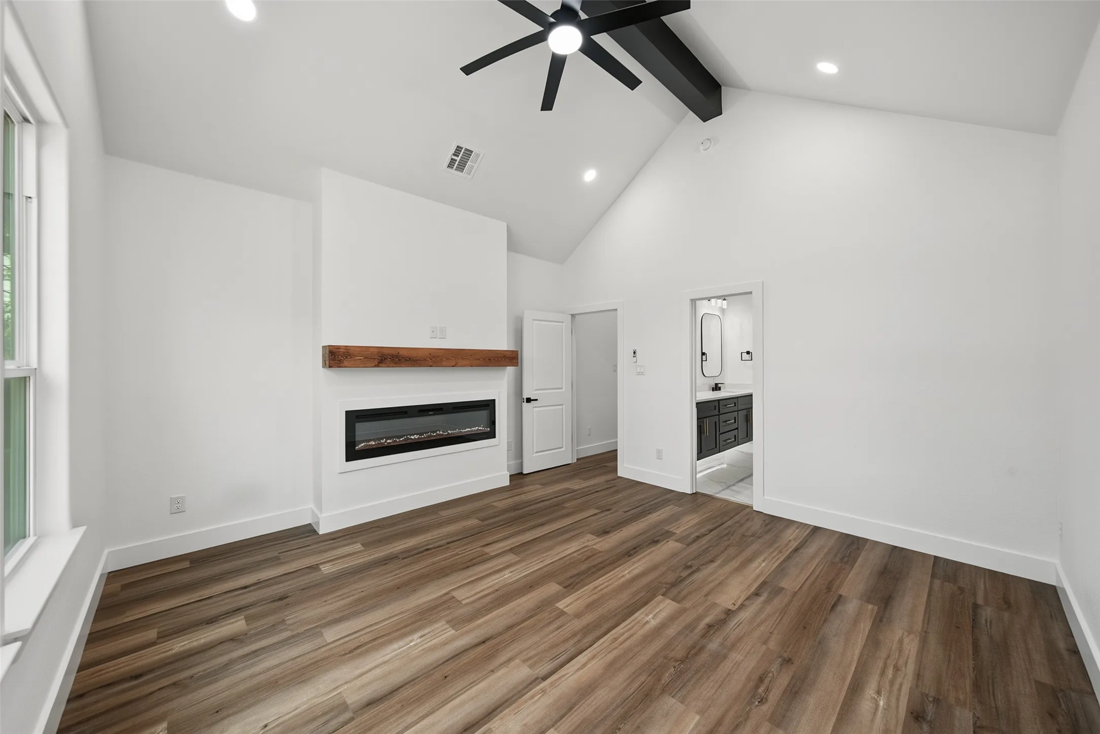 Single Family Residence For Sale in Wise County , 303 Hobbs Avenue, Boyd, Texas 76023, 3 Bedroom, 2 Bathroom, 2 Garage spaces, 1,542 Sqft, built in 2026, mls#21363568, Real Estate Agent in Boyd, Homes For Sale in Wise county, Homes For Sale in Boyd, Realtor in Boyd Texas, Real Estate Brokerage Independent Realty Texas, Luminita Cordes Realtor