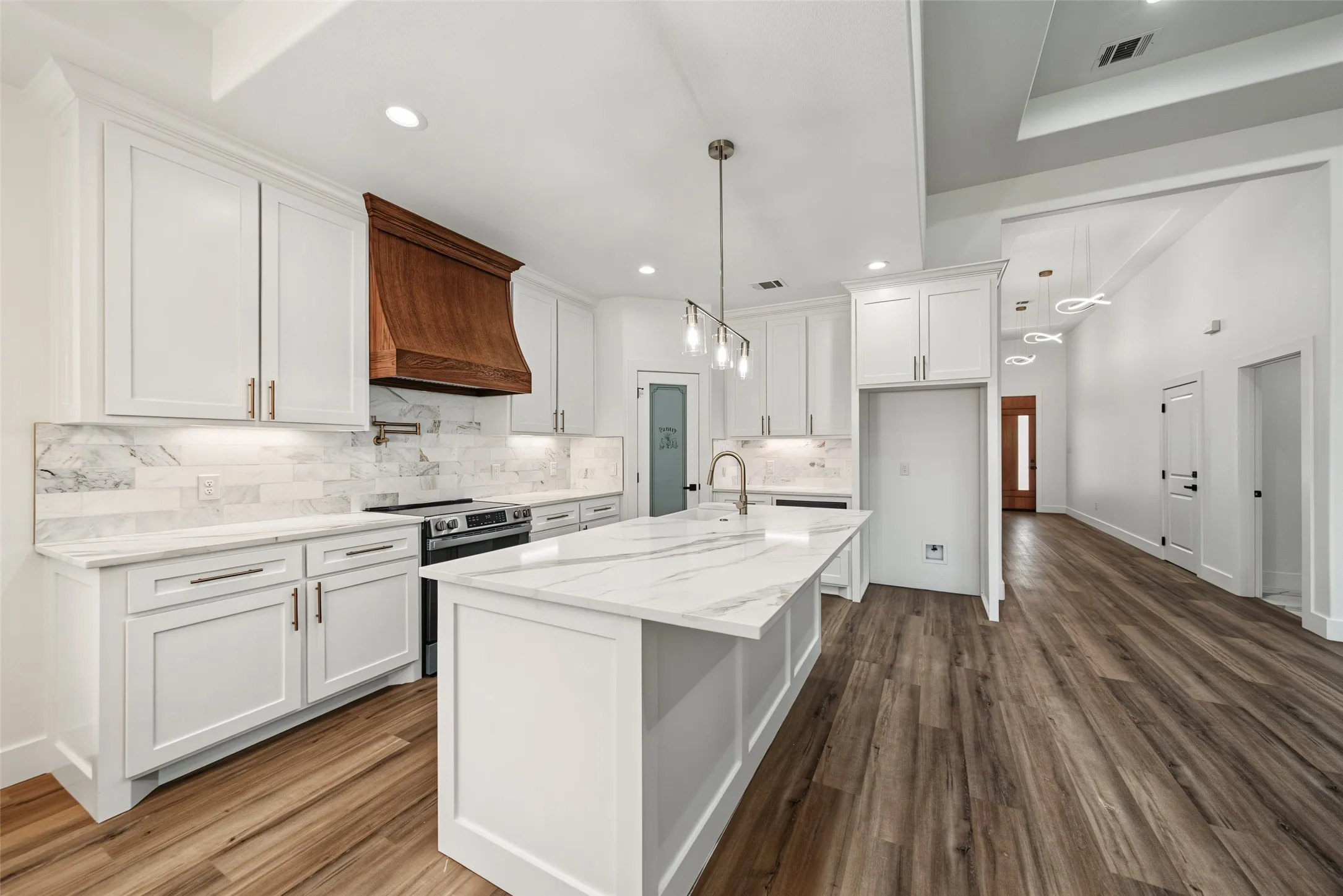 Single Family Residence For Sale in Wise County , 303 Hobbs Avenue, Boyd, Texas 76023, 3 Bedroom, 2 Bathroom, 2 Garage spaces, 1,542 Sqft, built in 2026, mls#21363568, Real Estate Agent in Boyd, Homes For Sale in Wise county, Homes For Sale in Boyd, Realtor in Boyd Texas, Real Estate Brokerage Independent Realty Texas, Luminita Cordes Realtor