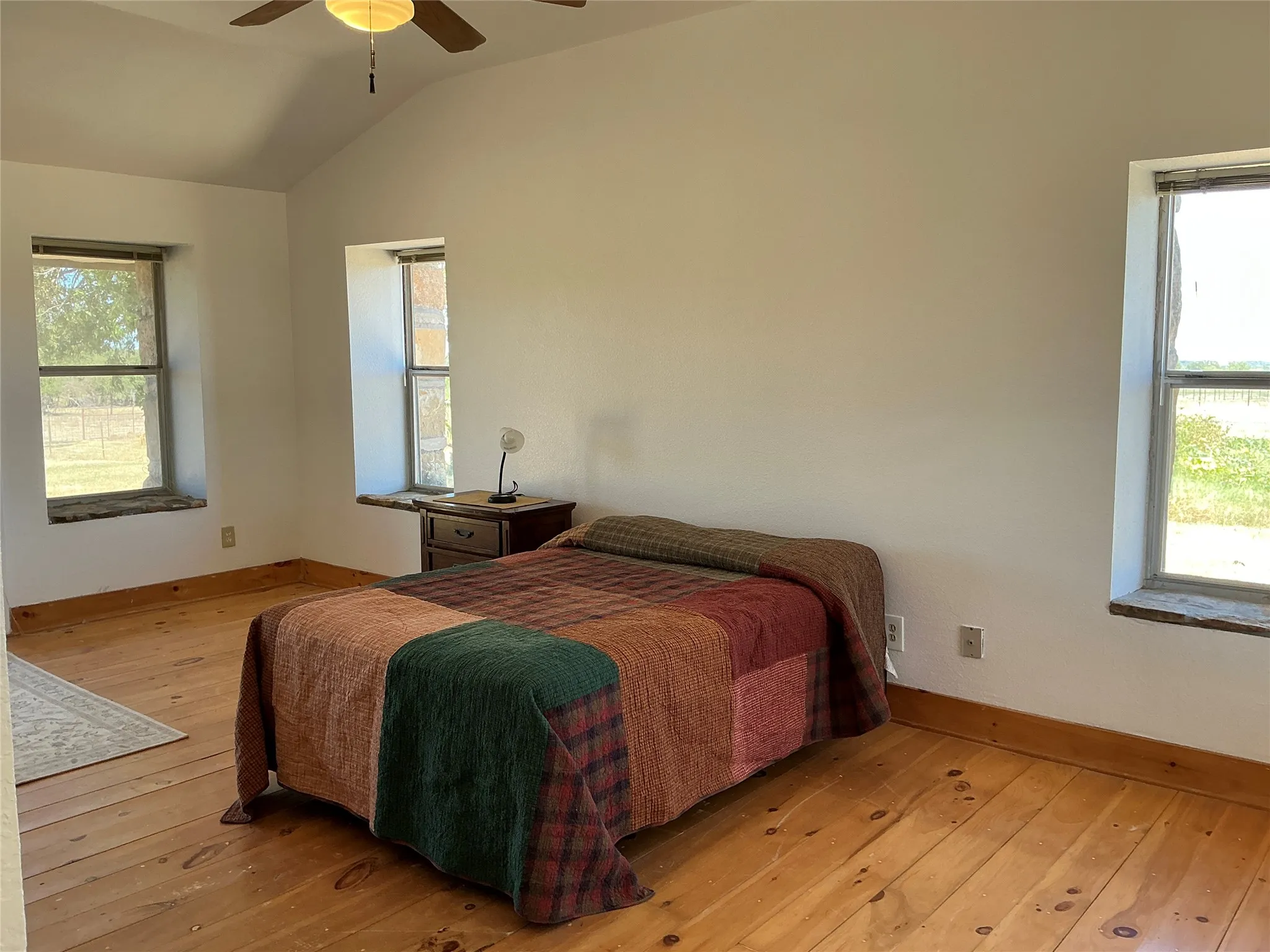Farm For Sale in Hamilton County , 6610 CR 431, Jonesboro, Texas 76538, 4 Bedroom, 5 Bathroom, 1 Garage spaces, 4,140 Sqft, built in 2006, mls#21362198, Real Estate Agent in Jonesboro, Homes For Sale in Hamilton county, Homes For Sale in Jonesboro, Realtor in Jonesboro Texas, Real Estate Brokerage Independent Realty Texas, Luminita Cordes Realtor