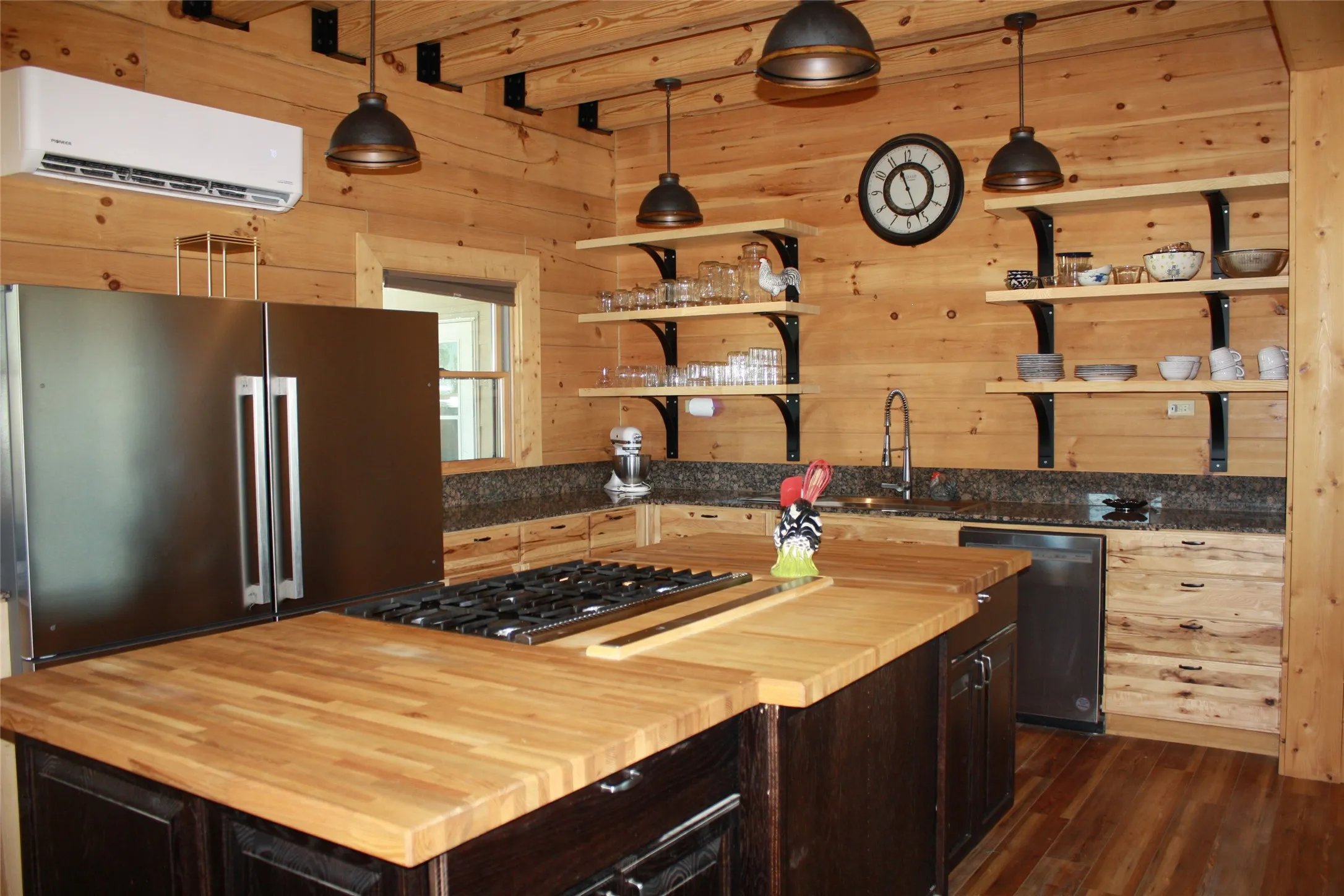Farm For Sale in Hamilton County , 6610 CR 431, Jonesboro, Texas 76538, 4 Bedroom, 5 Bathroom, 1 Garage spaces, 4,140 Sqft, built in 2006, mls#21362198, Real Estate Agent in Jonesboro, Homes For Sale in Hamilton county, Homes For Sale in Jonesboro, Realtor in Jonesboro Texas, Real Estate Brokerage Independent Realty Texas, Luminita Cordes Realtor