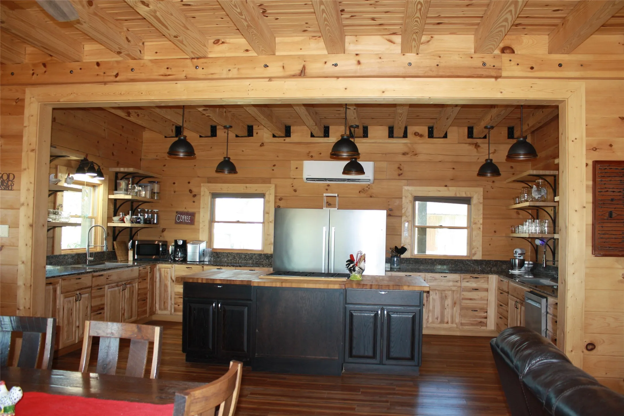Farm For Sale in Hamilton County , 6610 CR 431, Jonesboro, Texas 76538, 4 Bedroom, 5 Bathroom, 1 Garage spaces, 4,140 Sqft, built in 2006, mls#21362198, Real Estate Agent in Jonesboro, Homes For Sale in Hamilton county, Homes For Sale in Jonesboro, Realtor in Jonesboro Texas, Real Estate Brokerage Independent Realty Texas, Luminita Cordes Realtor