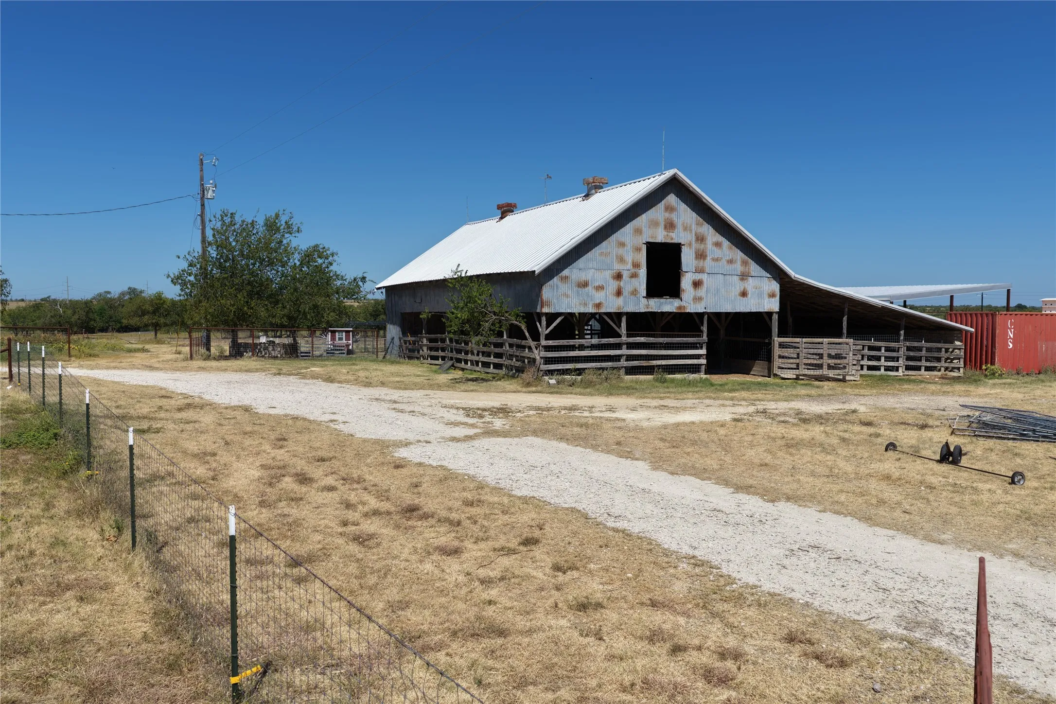 Farm For Sale in Hamilton County , 6610 CR 431, Jonesboro, Texas 76538, 4 Bedroom, 5 Bathroom, 1 Garage spaces, 4,140 Sqft, built in 2006, mls#21362198, Real Estate Agent in Jonesboro, Homes For Sale in Hamilton county, Homes For Sale in Jonesboro, Realtor in Jonesboro Texas, Real Estate Brokerage Independent Realty Texas, Luminita Cordes Realtor