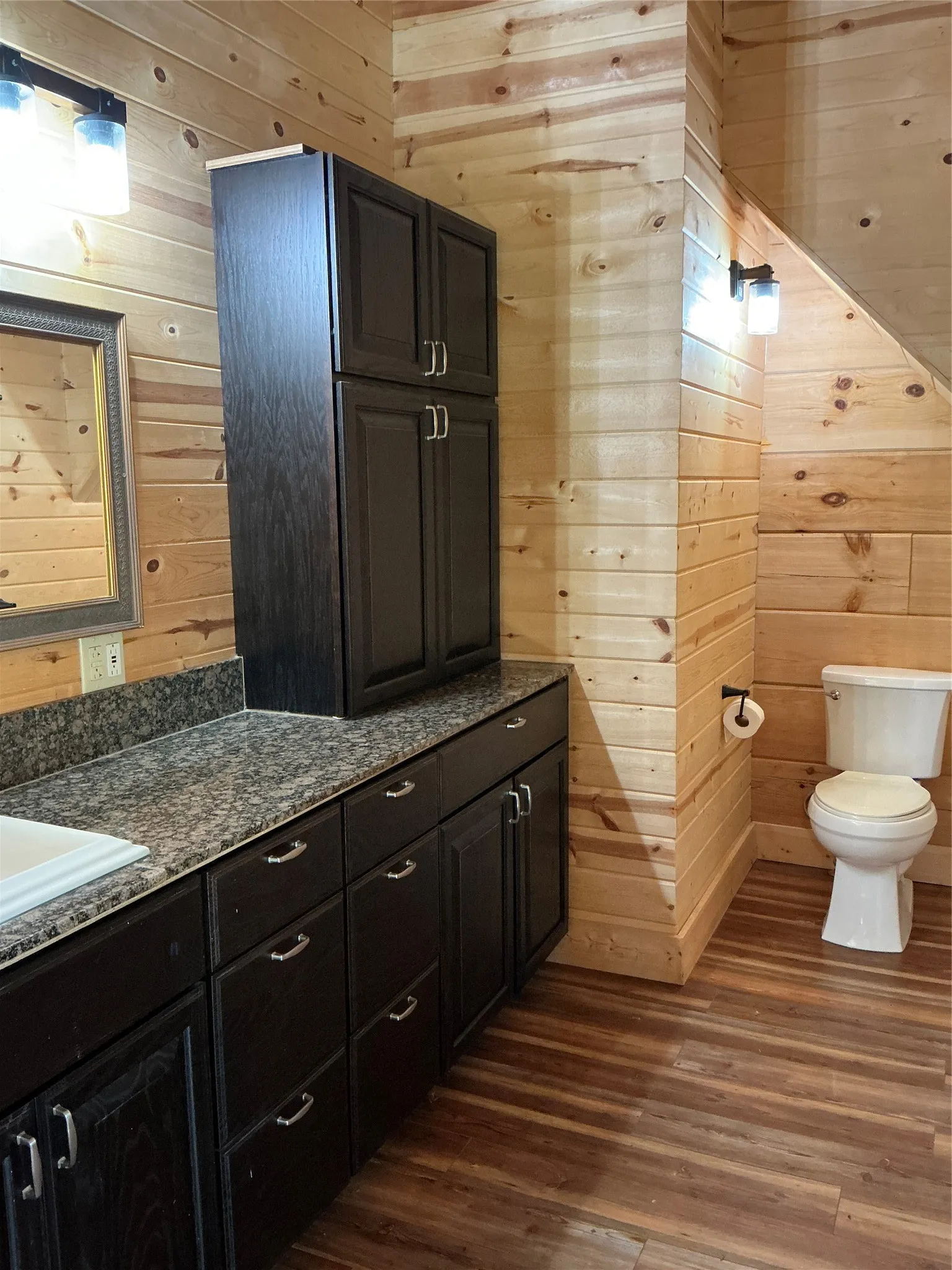 Farm For Sale in Hamilton County , 6610 CR 431, Jonesboro, Texas 76538, 4 Bedroom, 5 Bathroom, 1 Garage spaces, 4,140 Sqft, built in 2006, mls#21362198, Real Estate Agent in Jonesboro, Homes For Sale in Hamilton county, Homes For Sale in Jonesboro, Realtor in Jonesboro Texas, Real Estate Brokerage Independent Realty Texas, Luminita Cordes Realtor