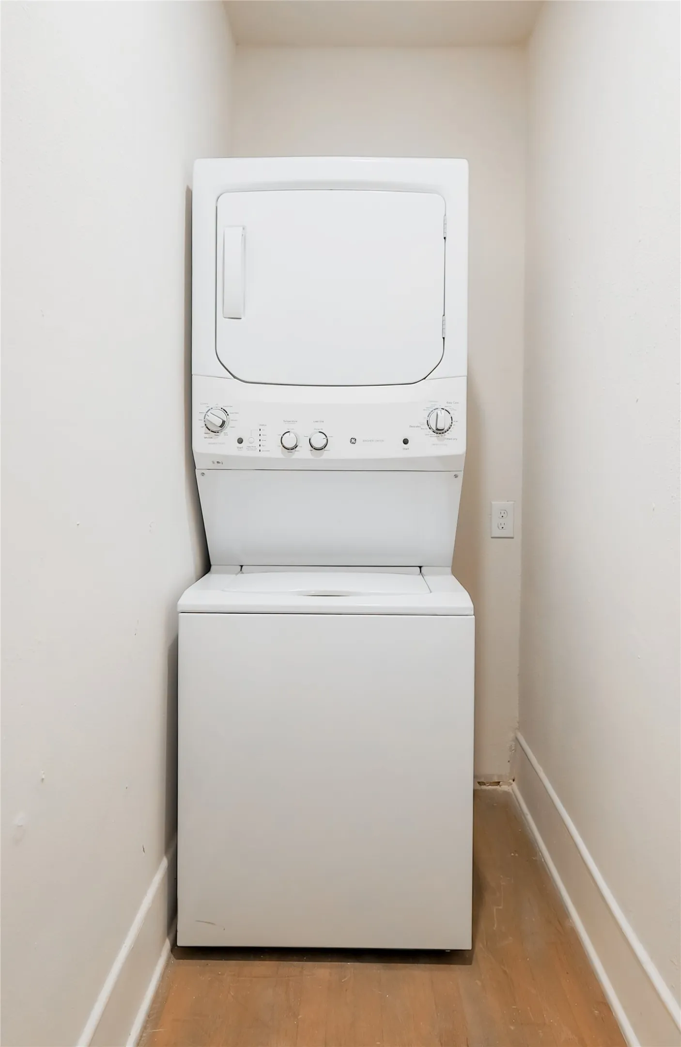 Hotel/Motel For Sale in Dallas County , 4031 Rawlins Street, Dallas, Texas 75219, 0, 0, Garage spaces, 0 Sqft, built in 1926, Price $2,199,999, mls#21357978, Real Estate Agent in Dallas, Homes For Sale in Dallas county, Homes For Sale in Dallas, Realtor in Dallas Texas, Real Estate Brokerage Independent Realty Texas, Luminita Cordes Realtor