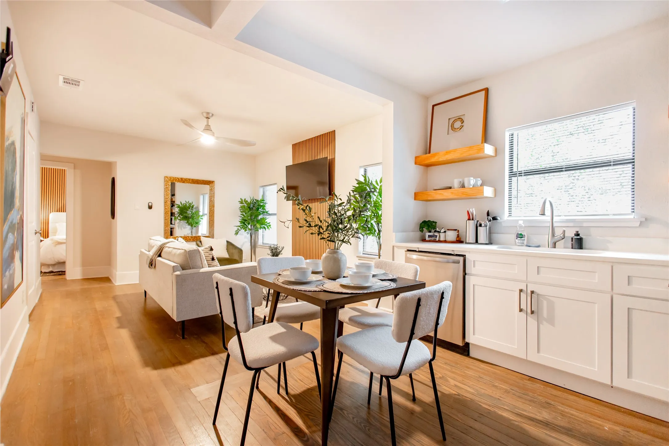 Hotel/Motel For Sale in Dallas County , 4031 Rawlins Street, Dallas, Texas 75219, 0, 0, Garage spaces, 0 Sqft, built in 1926, Price $2,199,999, mls#21357978, Real Estate Agent in Dallas, Homes For Sale in Dallas county, Homes For Sale in Dallas, Realtor in Dallas Texas, Real Estate Brokerage Independent Realty Texas, Luminita Cordes Realtor