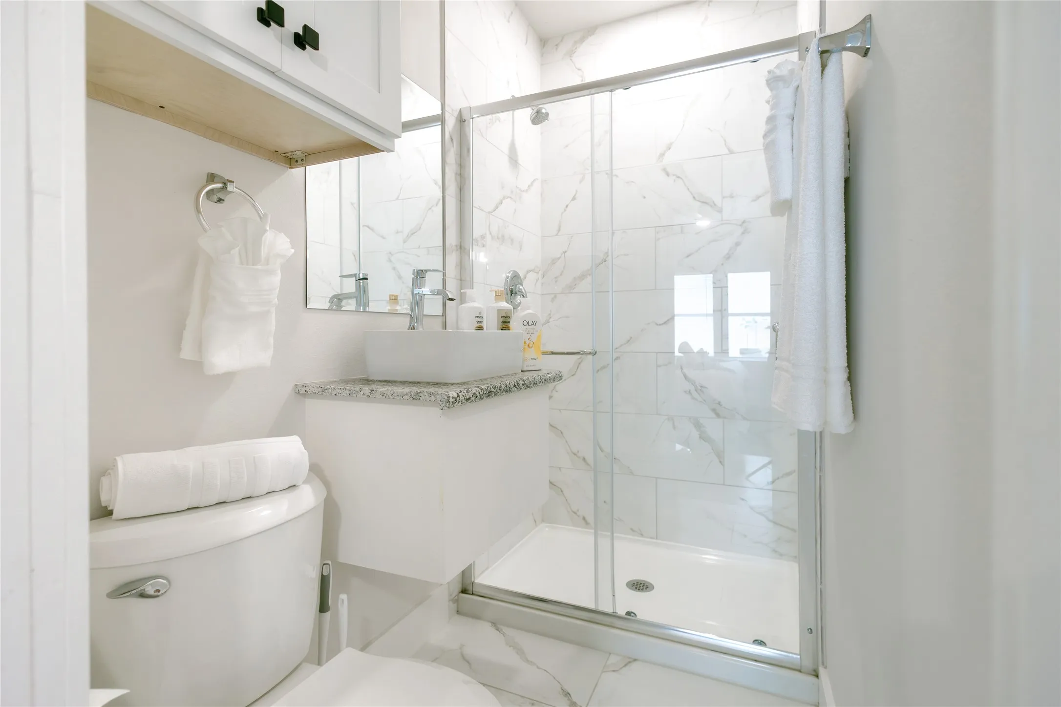 Hotel/Motel For Sale in Dallas County , 4031 Rawlins Street, Dallas, Texas 75219, 0, 0, Garage spaces, 0 Sqft, built in 1926, Price $2,199,999, mls#21357978, Real Estate Agent in Dallas, Homes For Sale in Dallas county, Homes For Sale in Dallas, Realtor in Dallas Texas, Real Estate Brokerage Independent Realty Texas, Luminita Cordes Realtor