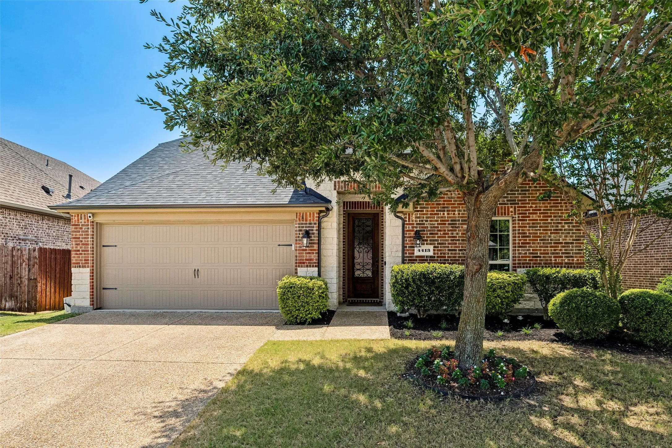 Single Family Residence For Sale in Collin County , 4413 Forest Cove Drive, Mc Kinney, Texas 75071, 3 Bedroom, 2 Bathroom, 2 Garage spaces, 2,038 Sqft, built in 2013, mls#21361397, Real Estate Agent in Mc Kinney, Homes For Sale in Collin county, Homes For Sale in Mc Kinney, Realtor in Mc Kinney Texas, Real Estate Brokerage Independent Realty Texas, Luminita Cordes Realtor