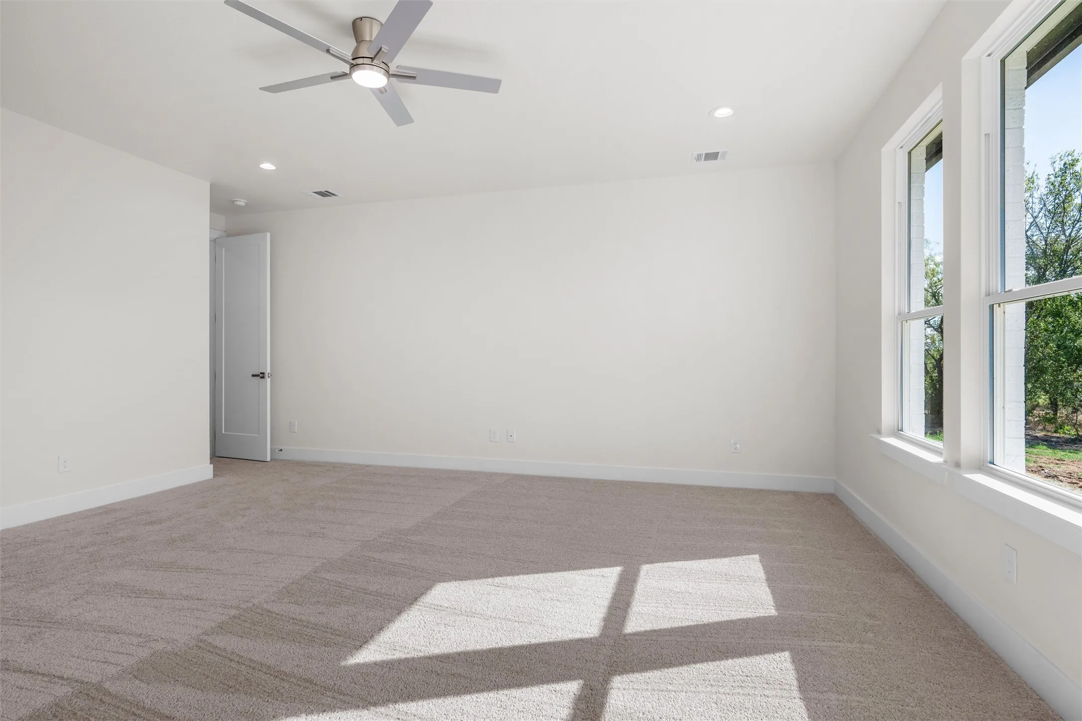 Single Family Residence For Sale in Navarro County , 101 Barefoot Bay Boulevard, Corsicana, Texas 75109, 3 Bedroom, 2 Bathroom, 2 Garage spaces, 2,258 Sqft, built in 2026, mls#21361443, Real Estate Agent in Corsicana, Homes For Sale in Navarro county, Homes For Sale in Corsicana, Realtor in Corsicana Texas, Real Estate Brokerage Independent Realty Texas, Luminita Cordes Realtor