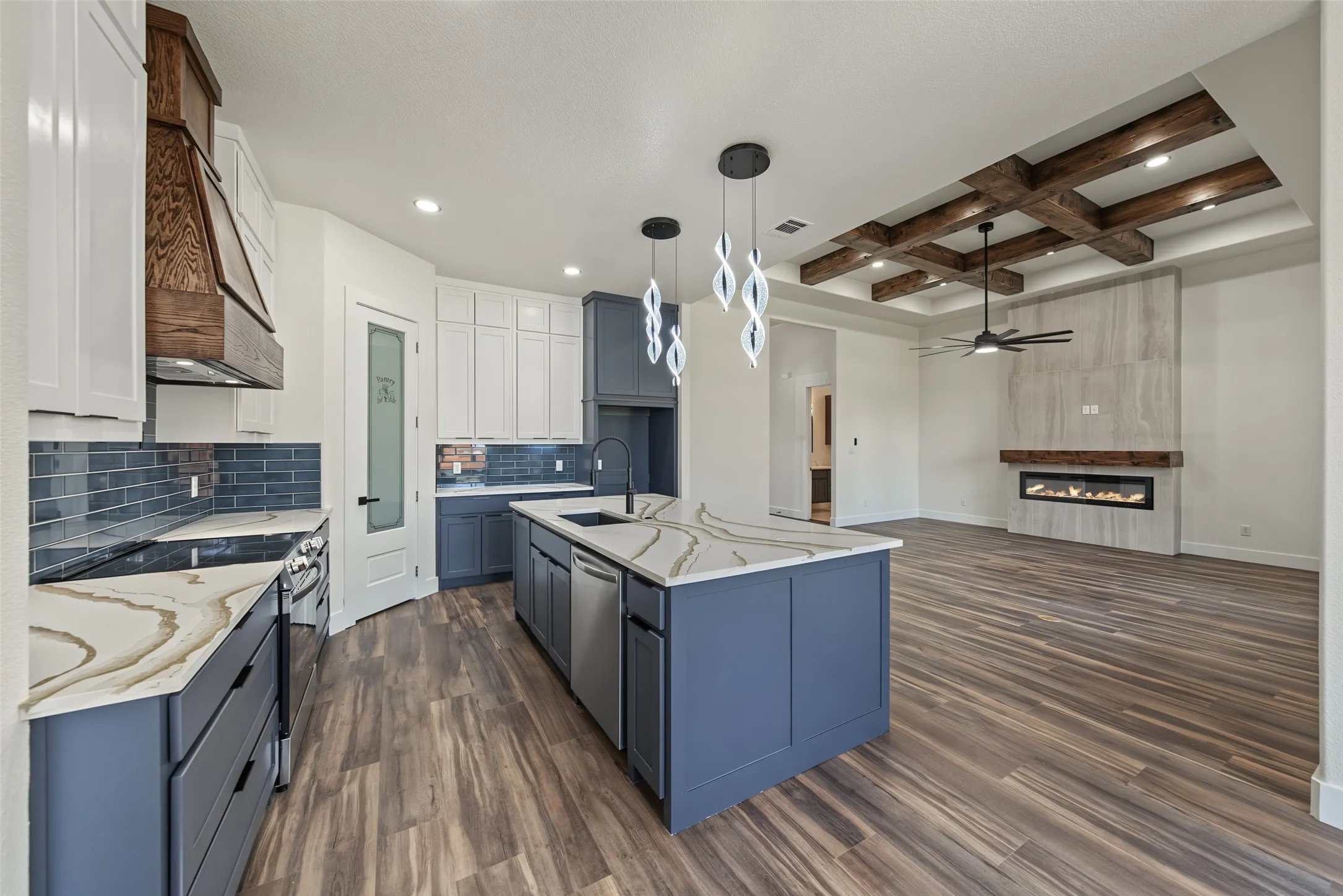 Single Family Residence For Sale in Wise County , 305 Hobbs Avenue, Boyd, Texas 76023, 3 Bedroom, 2 Bathroom, 2 Garage spaces, 1,866 Sqft, built in 2026, mls#21363574, Real Estate Agent in Boyd, Homes For Sale in Wise county, Homes For Sale in Boyd, Realtor in Boyd Texas, Real Estate Brokerage Independent Realty Texas, Luminita Cordes Realtor