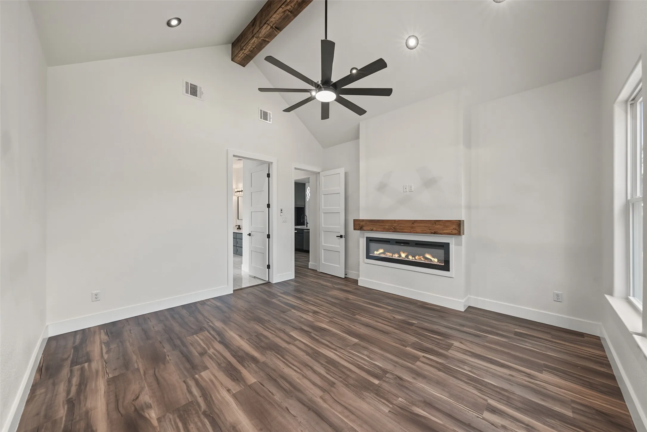 Single Family Residence For Sale in Wise County , 305 Hobbs Avenue, Boyd, Texas 76023, 3 Bedroom, 2 Bathroom, 2 Garage spaces, 1,866 Sqft, built in 2026, mls#21363574, Real Estate Agent in Boyd, Homes For Sale in Wise county, Homes For Sale in Boyd, Realtor in Boyd Texas, Real Estate Brokerage Independent Realty Texas, Luminita Cordes Realtor