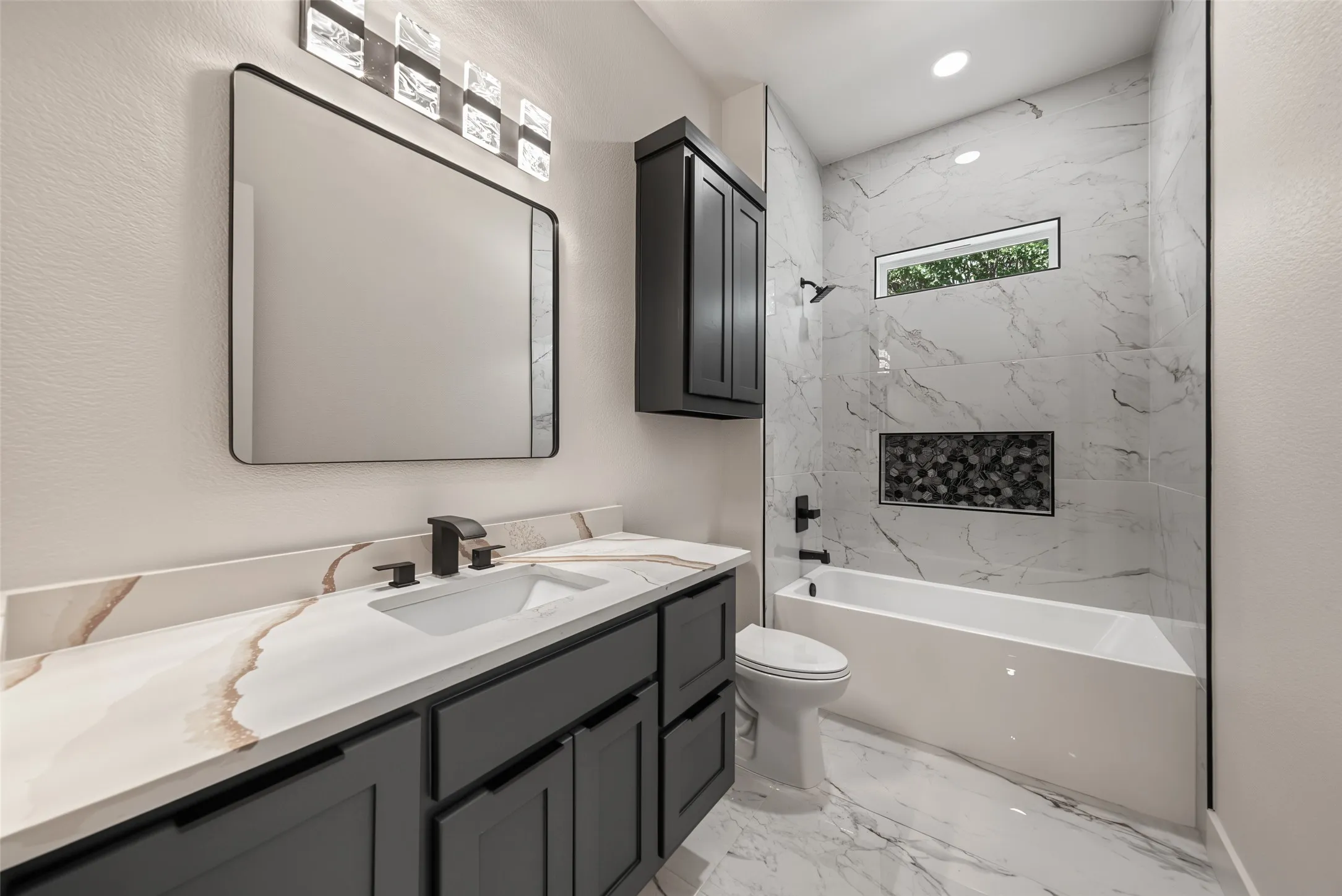 Single Family Residence For Sale in Wise County , 305 Hobbs Avenue, Boyd, Texas 76023, 3 Bedroom, 2 Bathroom, 2 Garage spaces, 1,866 Sqft, built in 2026, mls#21363574, Real Estate Agent in Boyd, Homes For Sale in Wise county, Homes For Sale in Boyd, Realtor in Boyd Texas, Real Estate Brokerage Independent Realty Texas, Luminita Cordes Realtor