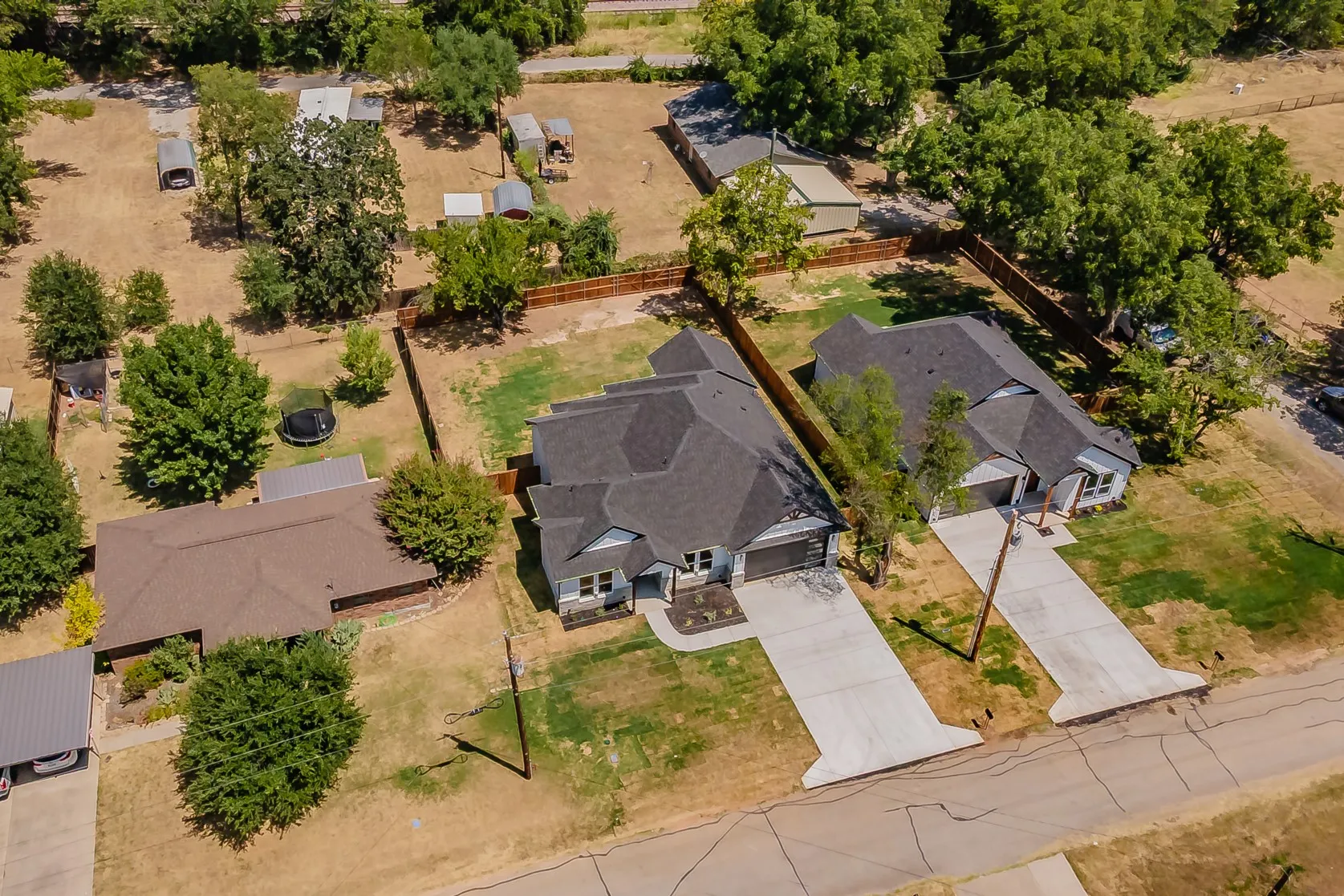 Single Family Residence For Sale in Wise County , 305 Hobbs Avenue, Boyd, Texas 76023, 3 Bedroom, 2 Bathroom, 2 Garage spaces, 1,866 Sqft, built in 2026, mls#21363574, Real Estate Agent in Boyd, Homes For Sale in Wise county, Homes For Sale in Boyd, Realtor in Boyd Texas, Real Estate Brokerage Independent Realty Texas, Luminita Cordes Realtor