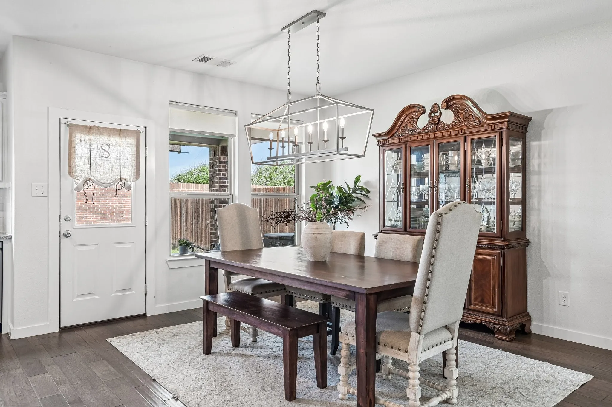 Single Family Residence For Sale in Collin County , 533 Yellowstone Drive, Celina, Texas 75009, 4 Bedroom, 3 Bathroom, 2 Garage spaces, 2,497 Sqft, built in 2017, mls#21359881, Real Estate Agent in Celina, Homes For Sale in Collin county, Homes For Sale in Celina, Realtor in Celina Texas, Real Estate Brokerage Independent Realty Texas, Luminita Cordes Realtor