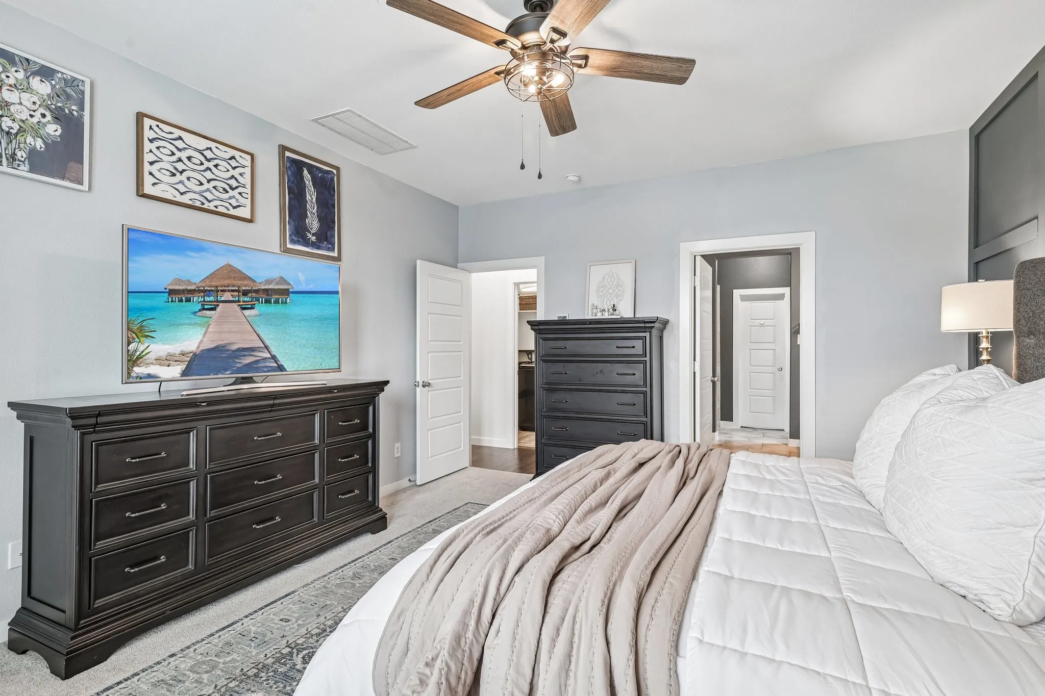 Single Family Residence For Sale in Collin County , 533 Yellowstone Drive, Celina, Texas 75009, 4 Bedroom, 3 Bathroom, 2 Garage spaces, 2,497 Sqft, built in 2017, mls#21359881, Real Estate Agent in Celina, Homes For Sale in Collin county, Homes For Sale in Celina, Realtor in Celina Texas, Real Estate Brokerage Independent Realty Texas, Luminita Cordes Realtor