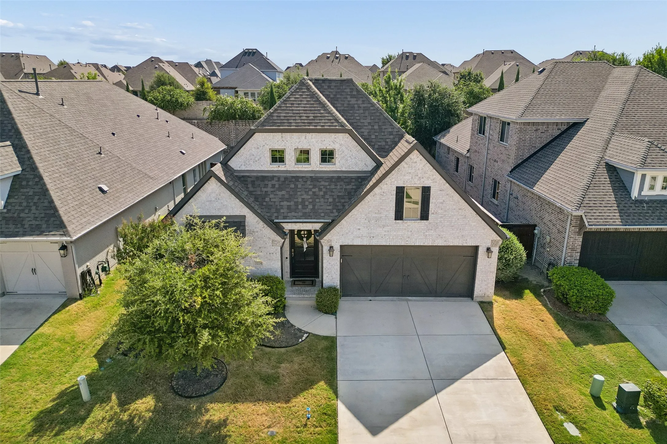 Single Family Residence For Sale in Collin County , 3224 Lexington Drive, Celina, Texas 75009, 4 Bedroom, 4 Bathroom, 2 Garage spaces, 2,642 Sqft, built in 2019, mls#21359695, Real Estate Agent in Celina, Homes For Sale in Collin county, Homes For Sale in Celina, Realtor in Celina Texas, Real Estate Brokerage Independent Realty Texas, Luminita Cordes Realtor