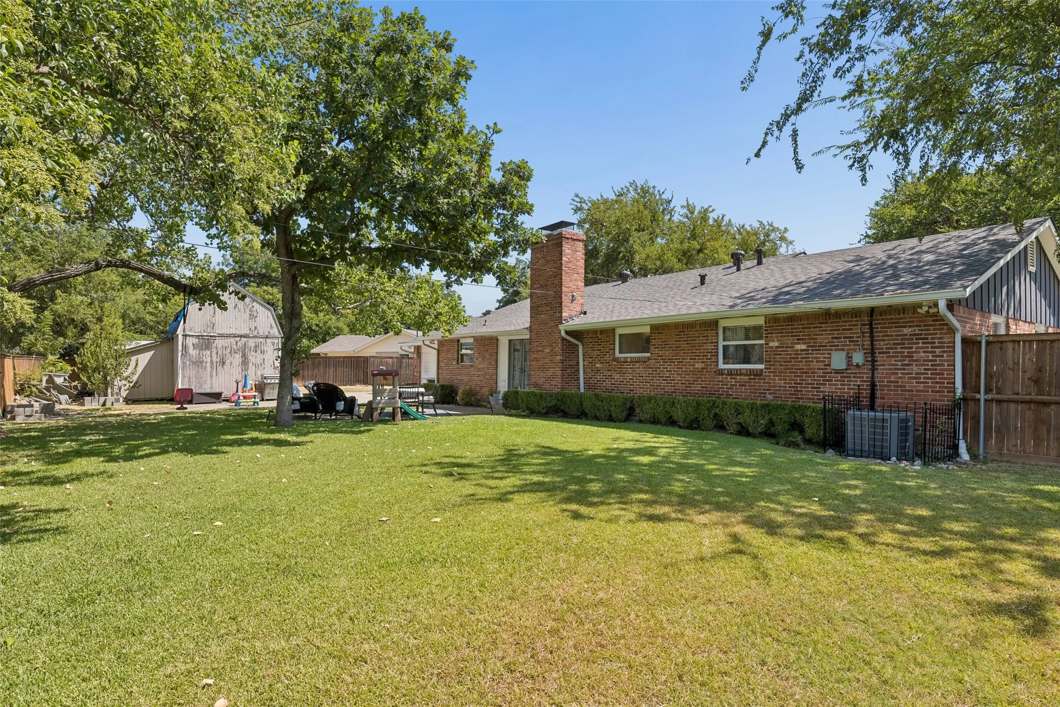 Large lot. .304 acres